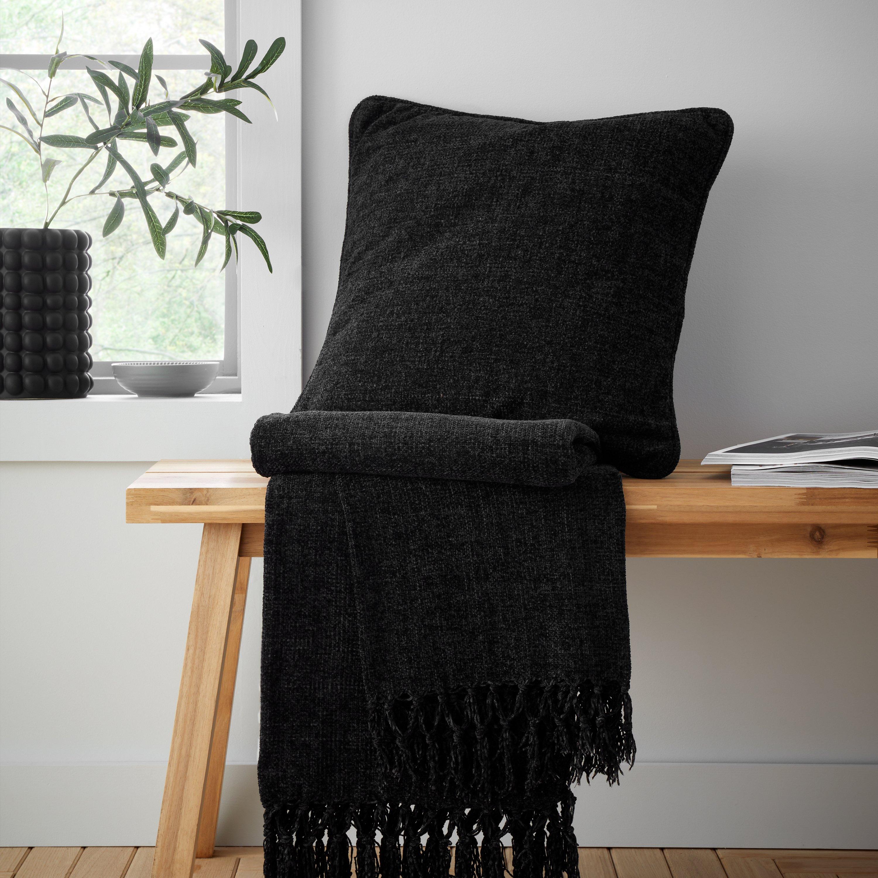 Black - Catherine Lansfield - Wilson Plain Chenille Blanket Throw - 4