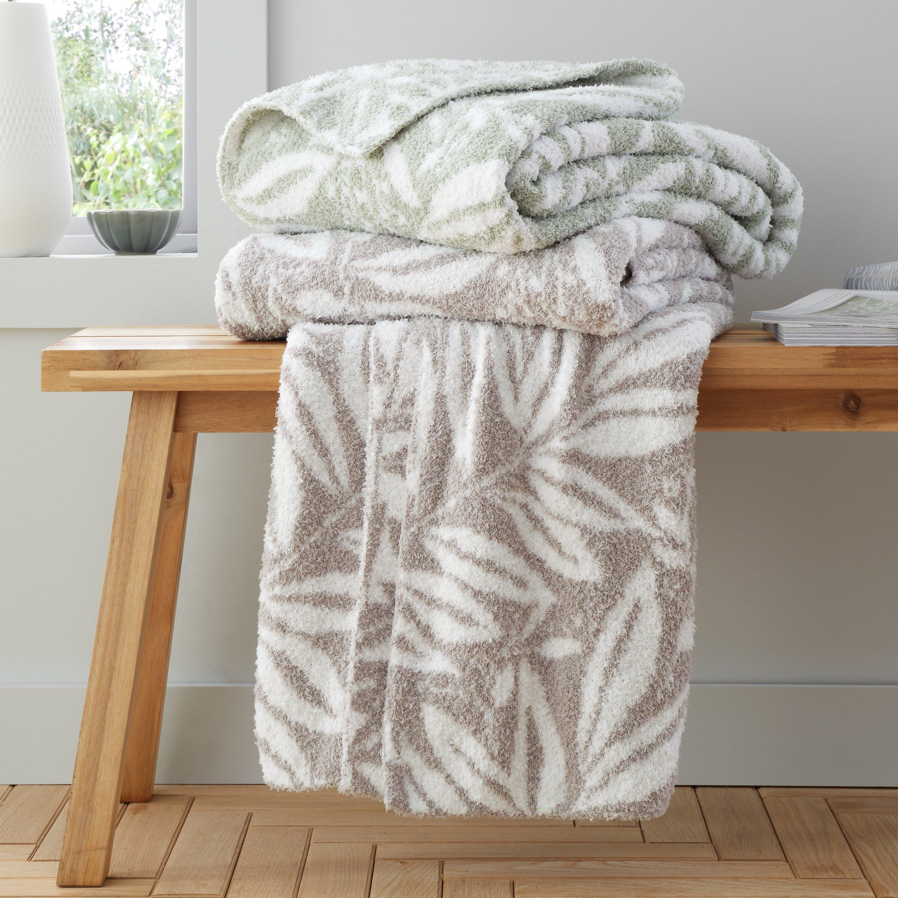 Natural - Catherine Lansfield - So Soft Sorrel Leaves Blanket Throw - 4