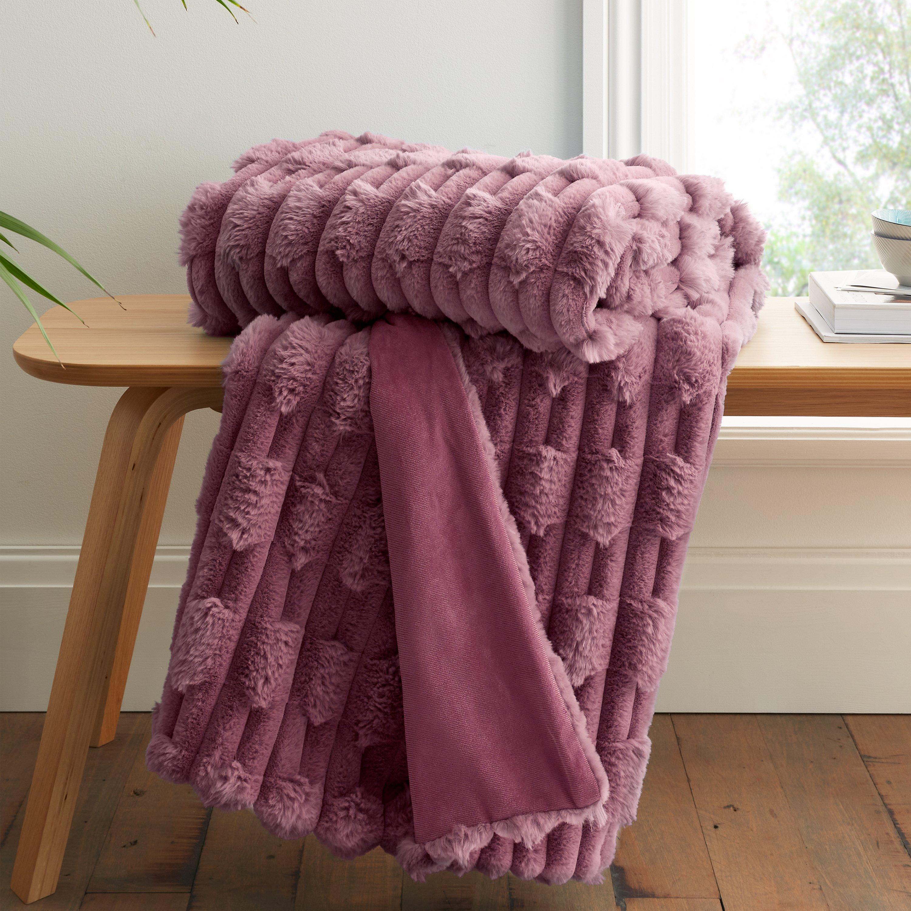 Rackhams Pink So Soft Carved Faux Fur Blanket Throw - 150 X 200 Cm - Image 8