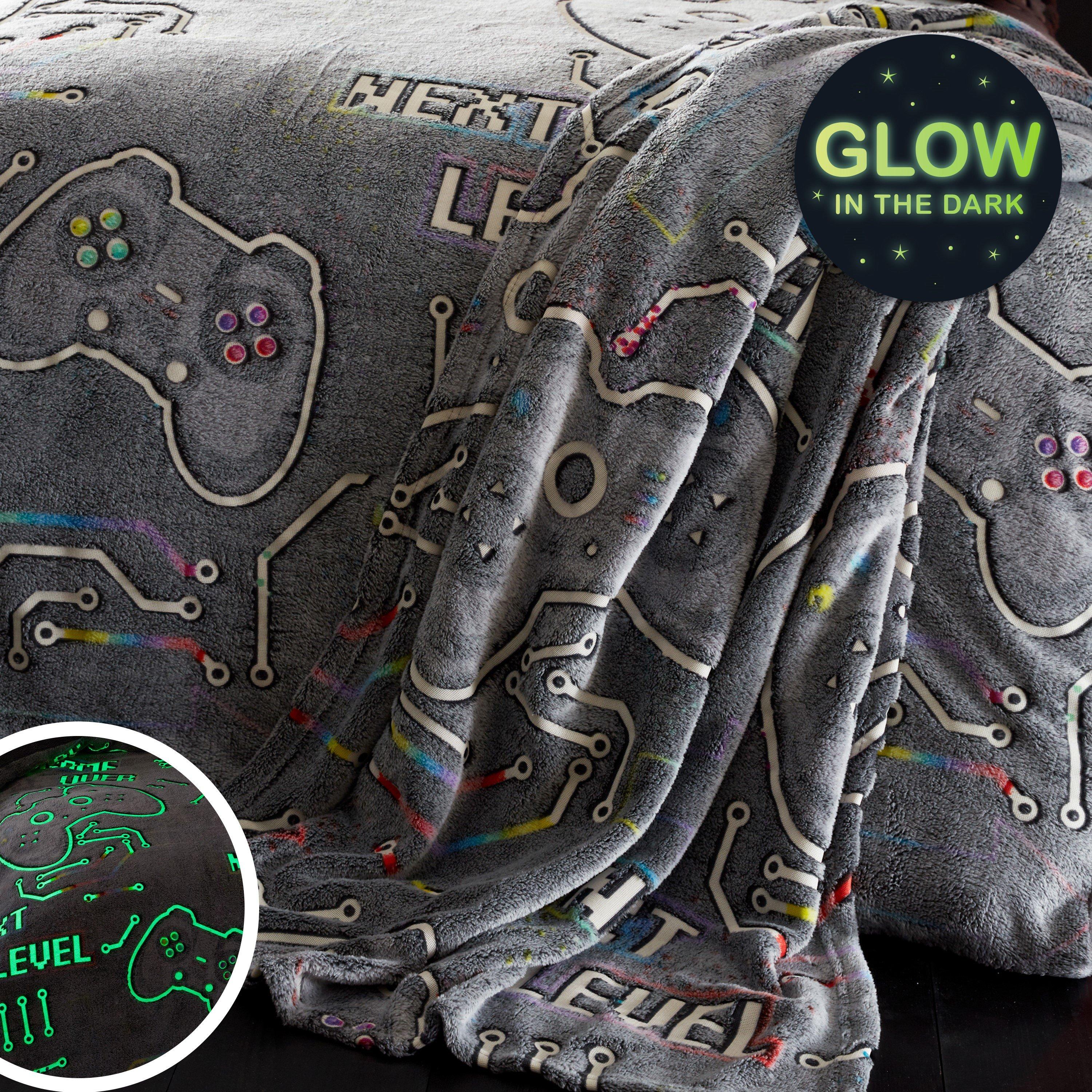 Black - Catherine Lansfield - Game Over Glow in the Dark Fleece Blanket Throw - 1
