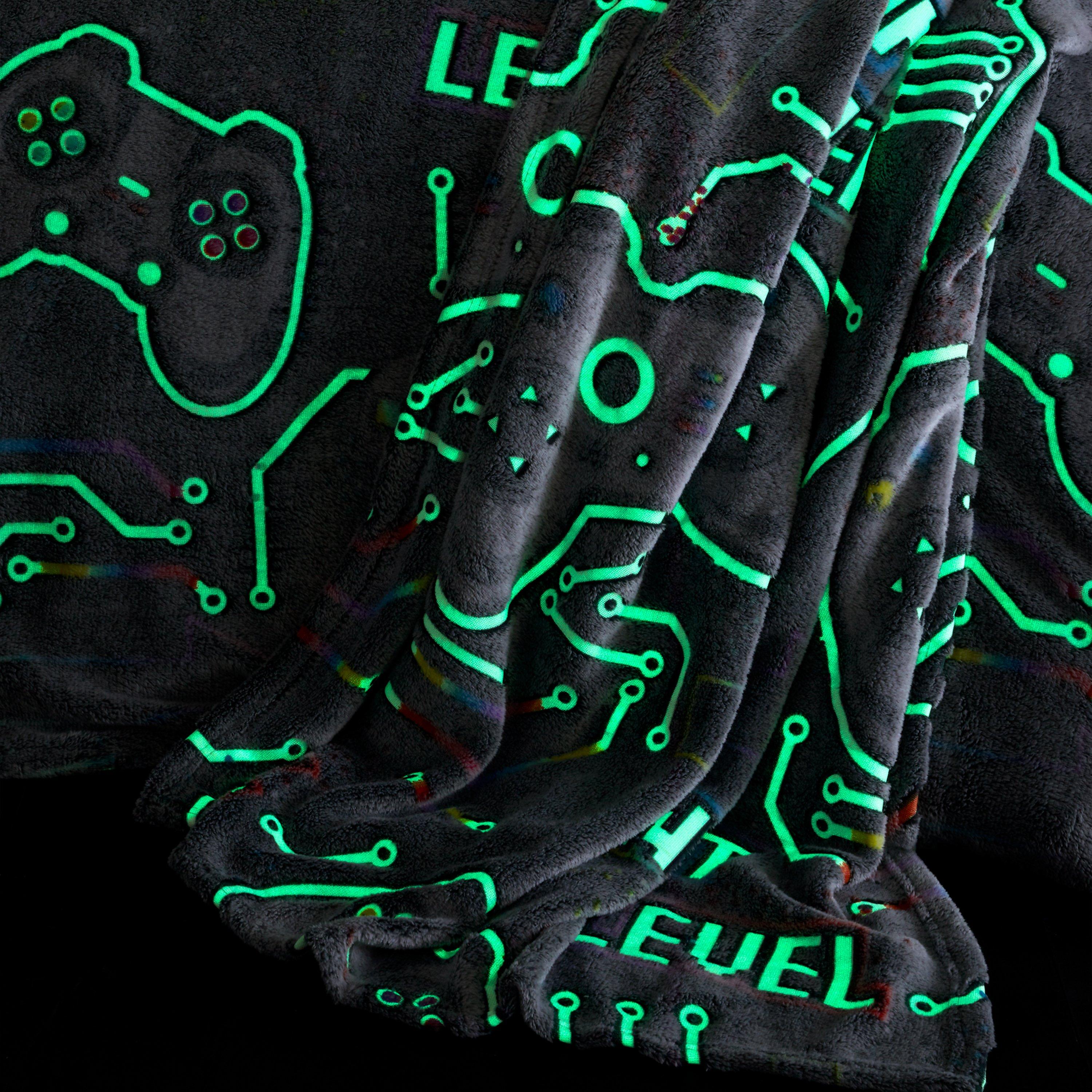 Black - Catherine Lansfield - Game Over Glow in the Dark Fleece Blanket Throw - 3