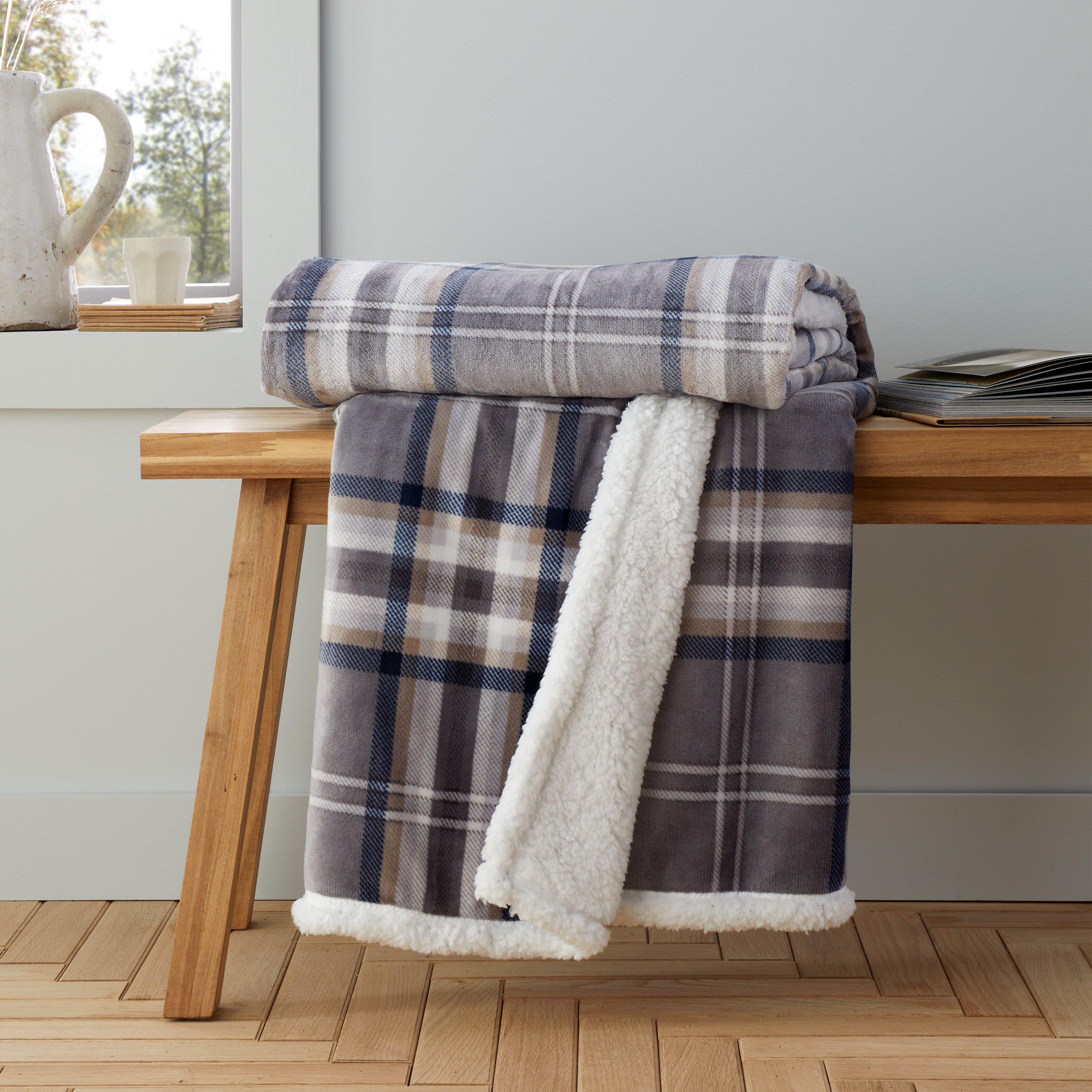 Charcoal - Catherine Lansfield - Cosy Kelso Check Blanket Throw - 1