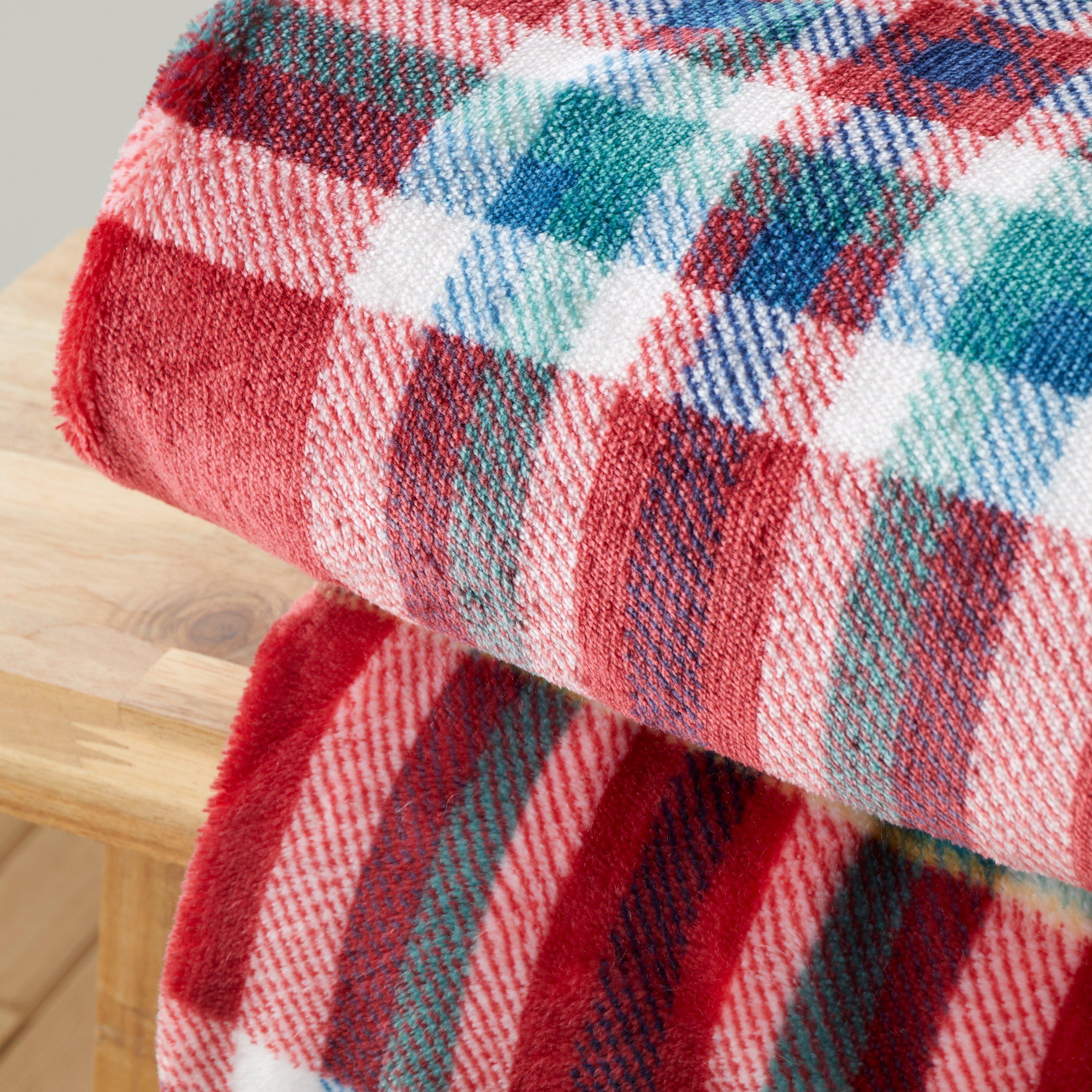 Red - Catherine Lansfield - Cosy Kelso Check Blanket Throw - 2