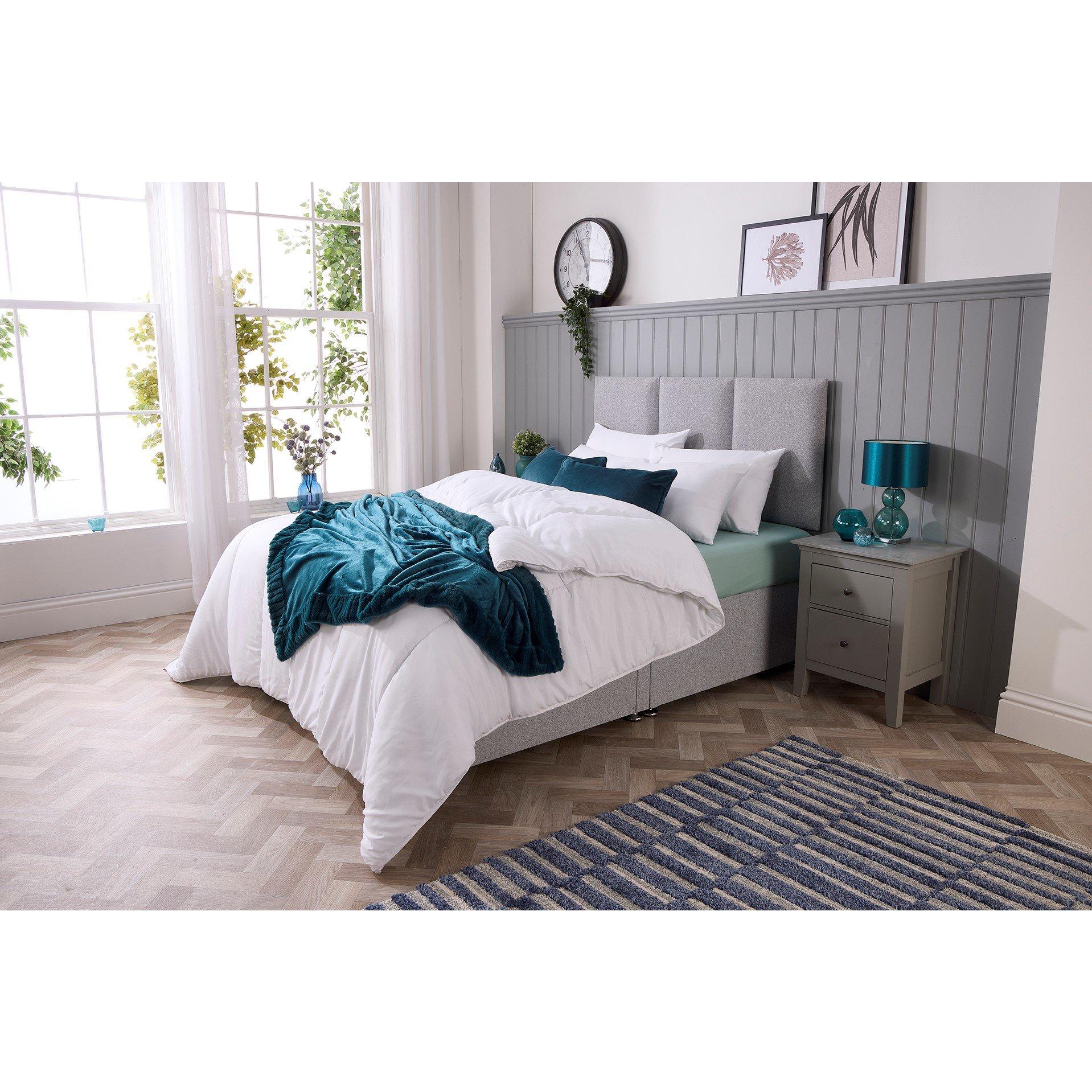 White - Downland - 10.5 Tog Soft Like Down Hollowfibre Duvet - 2