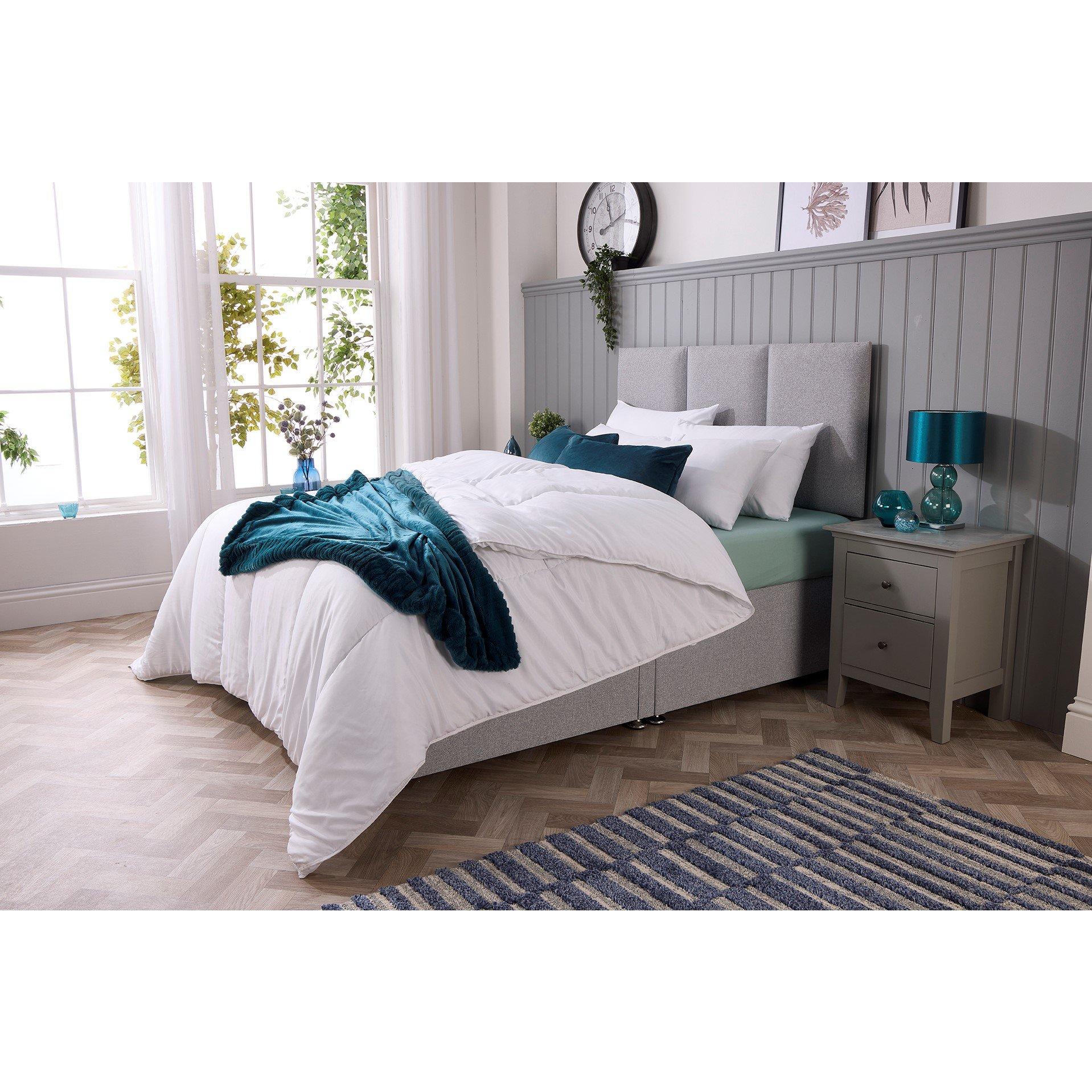 White - Downland - 10.5 Tog Soft Like Down Hollowfibre Duvet - 4