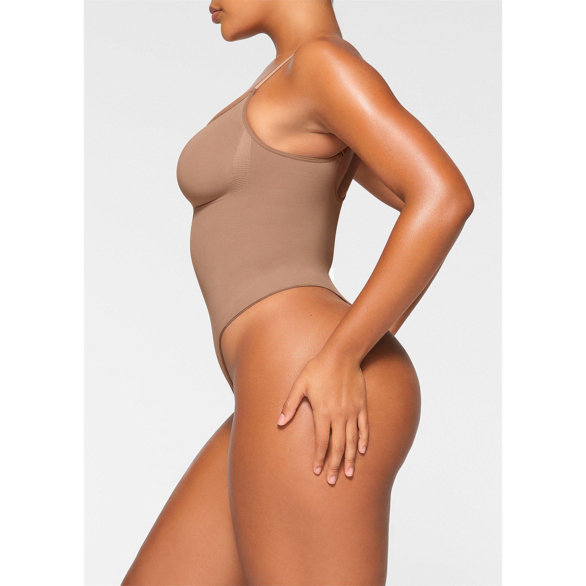 LIGHT BROWN - SKIMS - BS SEAMLSS SCLPT THNG BODYSUIT - 4