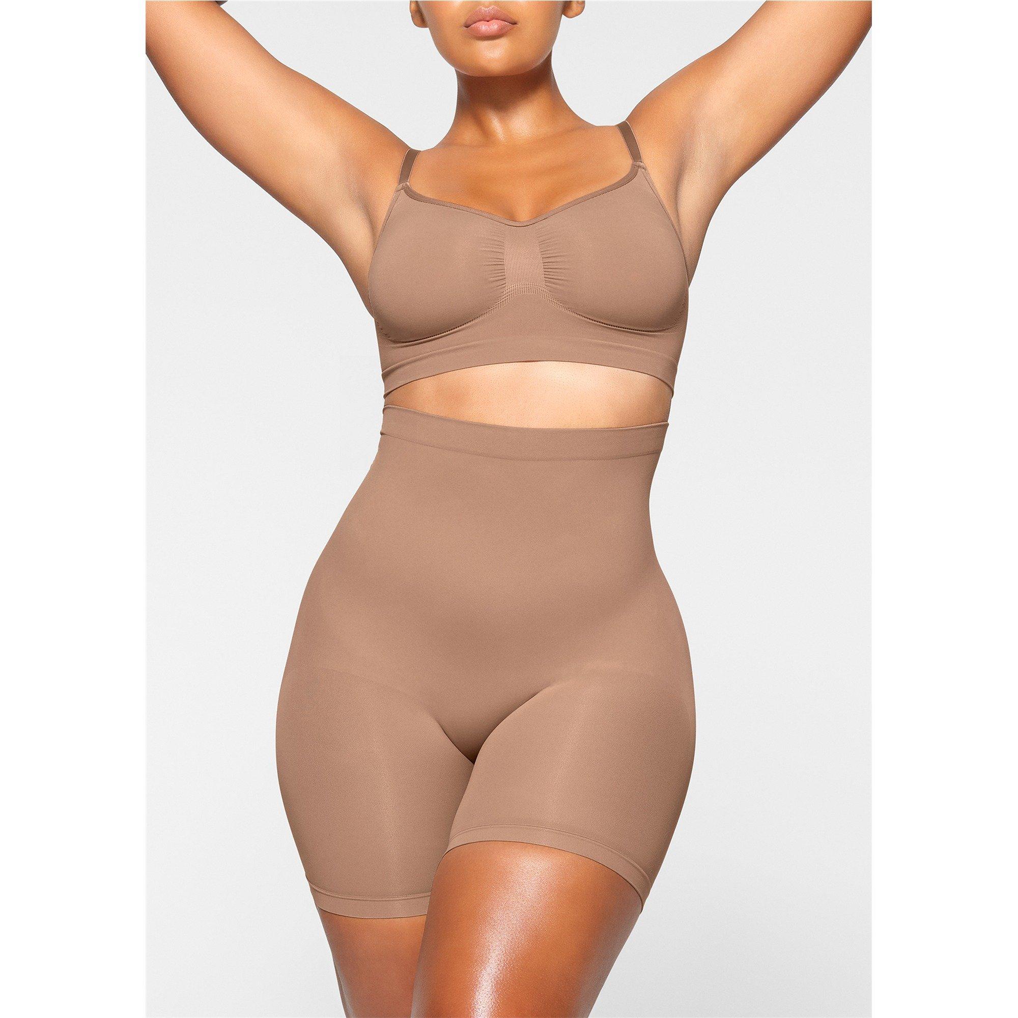 LIGHT BROWN - SKIMS - S SEAMLS SCULPT MIDTHIGH SHORT - 2