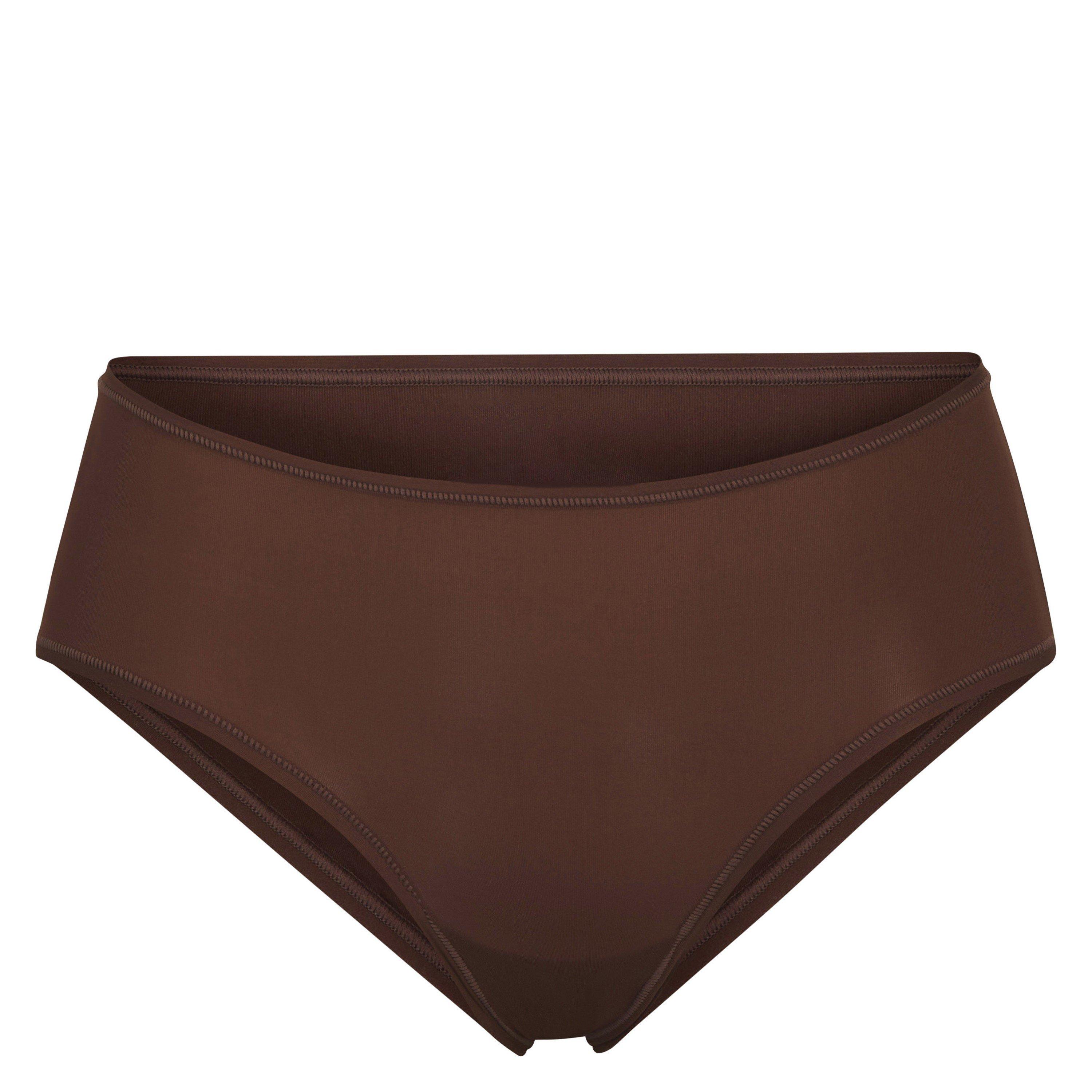 BROWN - SKIMS - B FITS EVERYBODY BRIEF