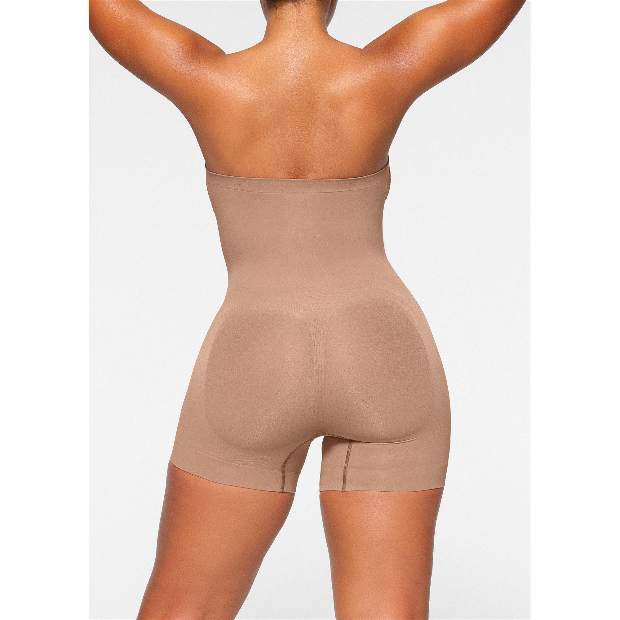 LIGHT BROWN - SKIMS - BS SEAMLESS SCULPT SHORTY BODY - 3