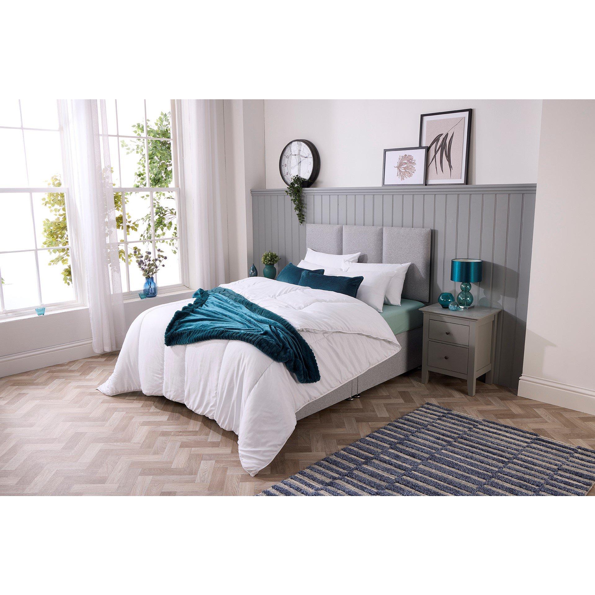 White - Downland - 15 Tog Soft Like Down Hollowfibre Duvet - 1