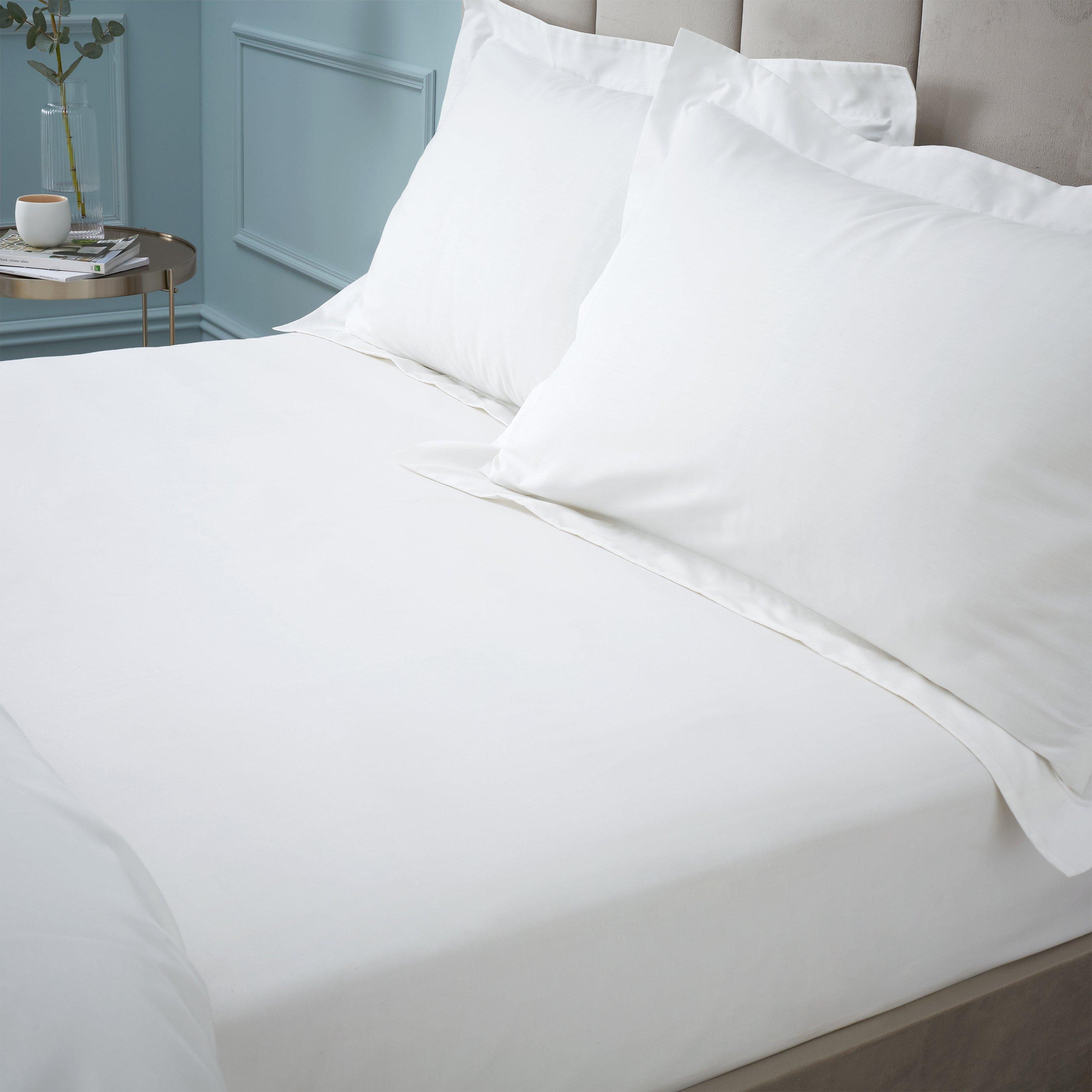 White - Bianca - 180 Thread Count Egyptian Cotton Fitted Sheet - 1