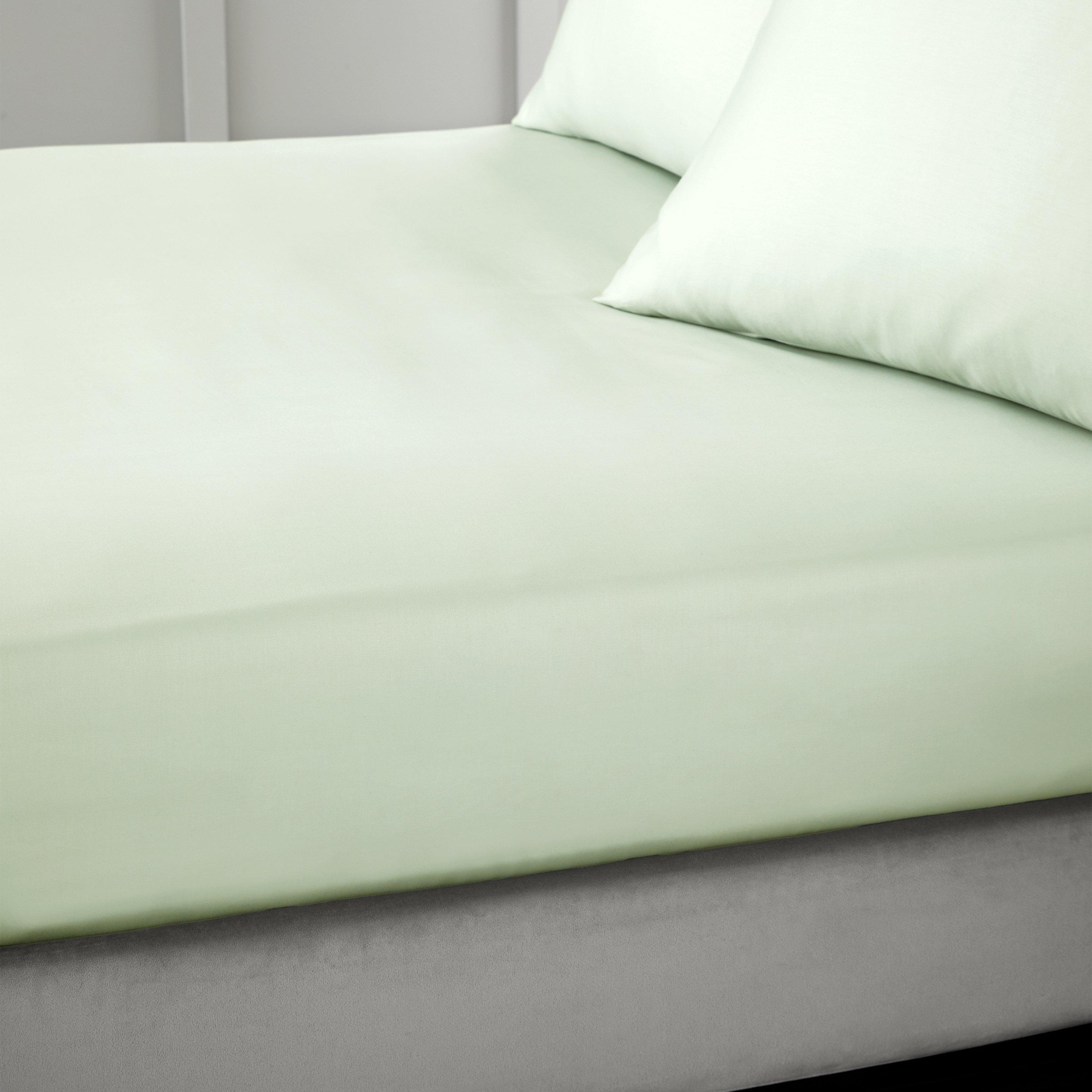 B&Q -  400 Thread Count Cotton Sateen Double Fitted Sheet Green - Image 6
