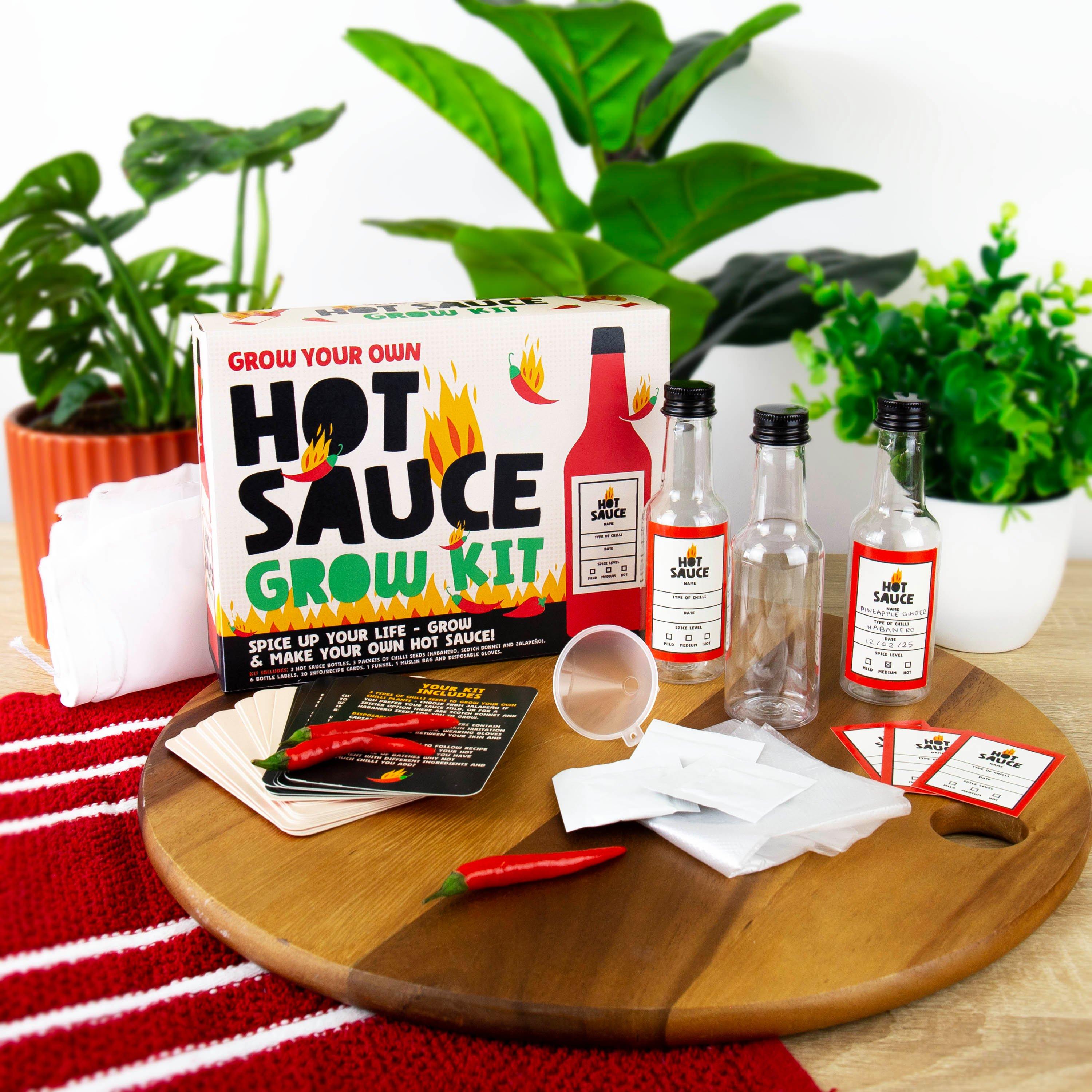 Red - Gift Republic - HOT SAUCE MAKING KIT - 1