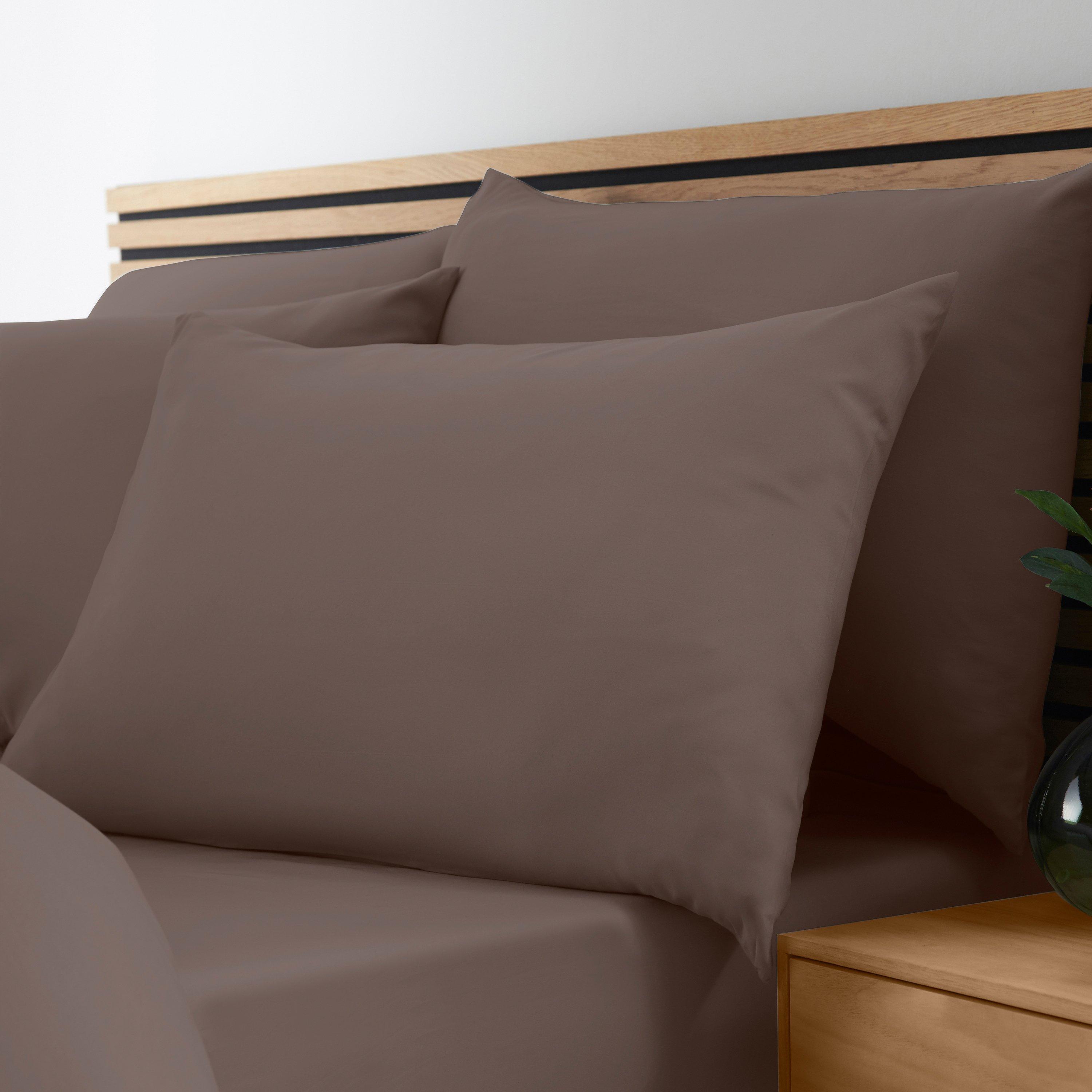 Chocolate - Catherine Lansfield - So Soft Non-Iron Standard Pack of 4 Pillowcases - 2