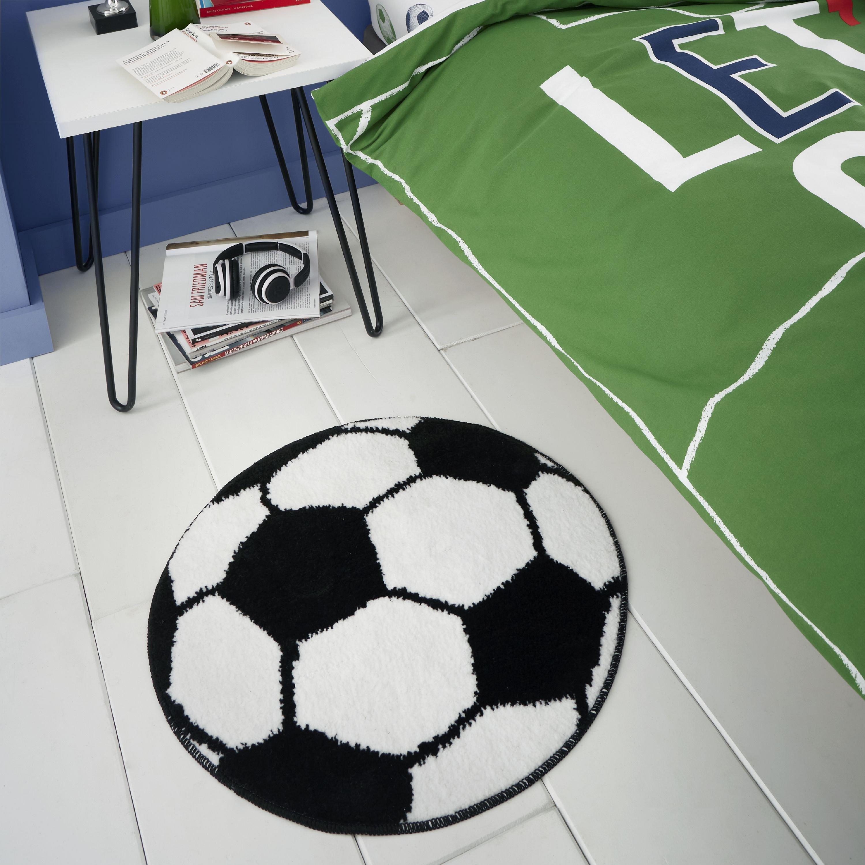 Catherine Lansfield  Its A Goal Football Shaped Rug - White - 62x62cm