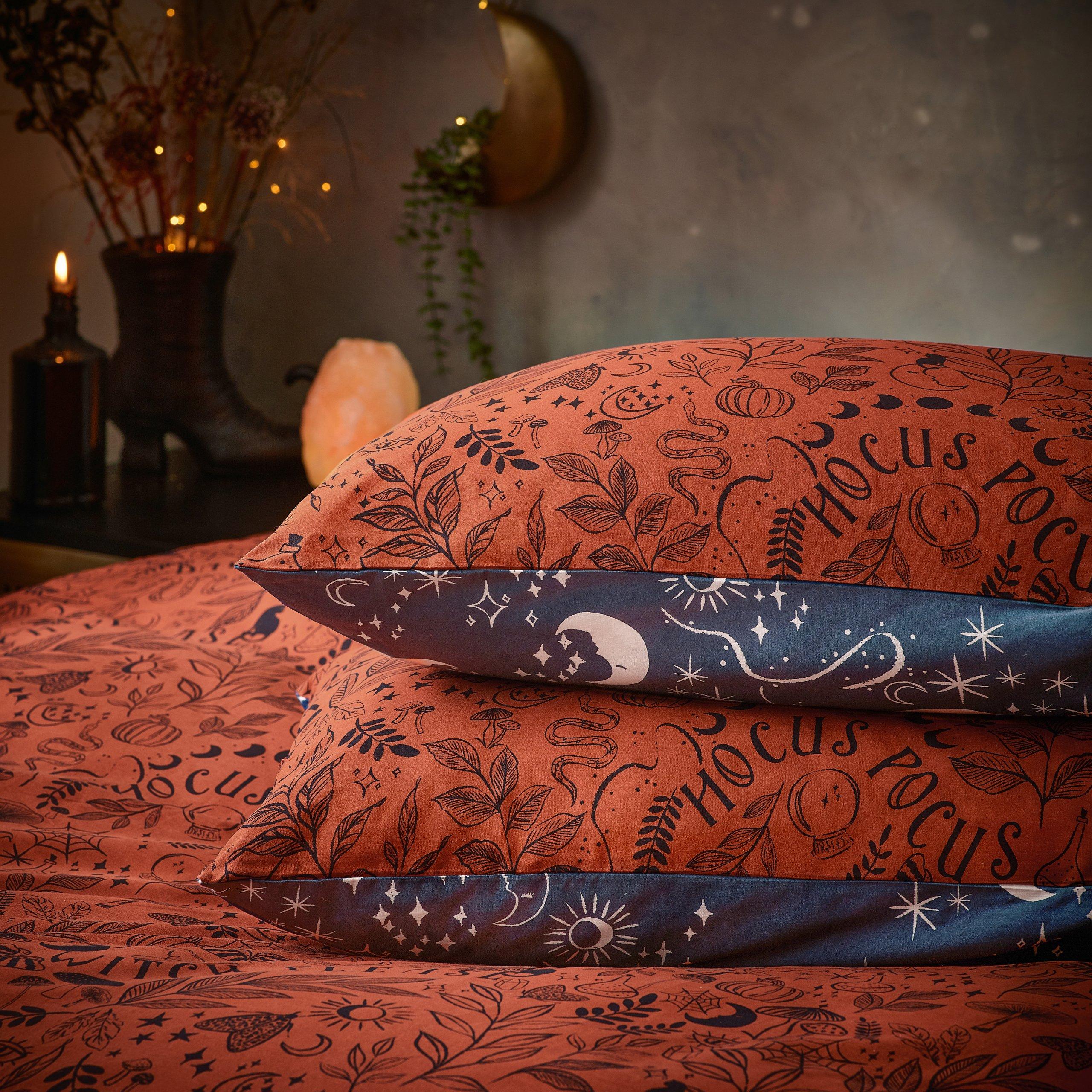 Rust - furn. - Witchy Vibes Reversible Duvet Set - 2