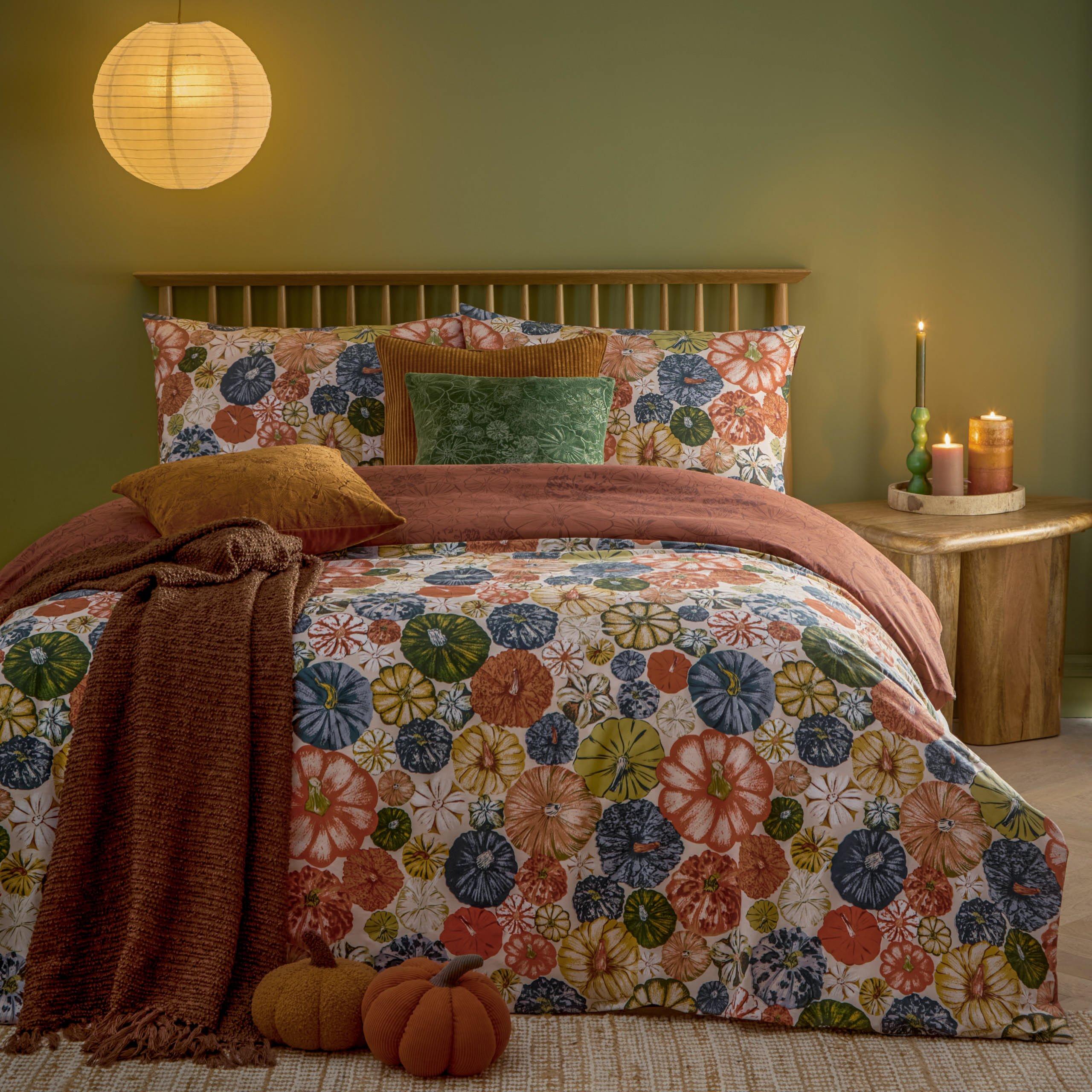 Furn.  Picking Patch Pumpkin Duvet Set - Pecan - King