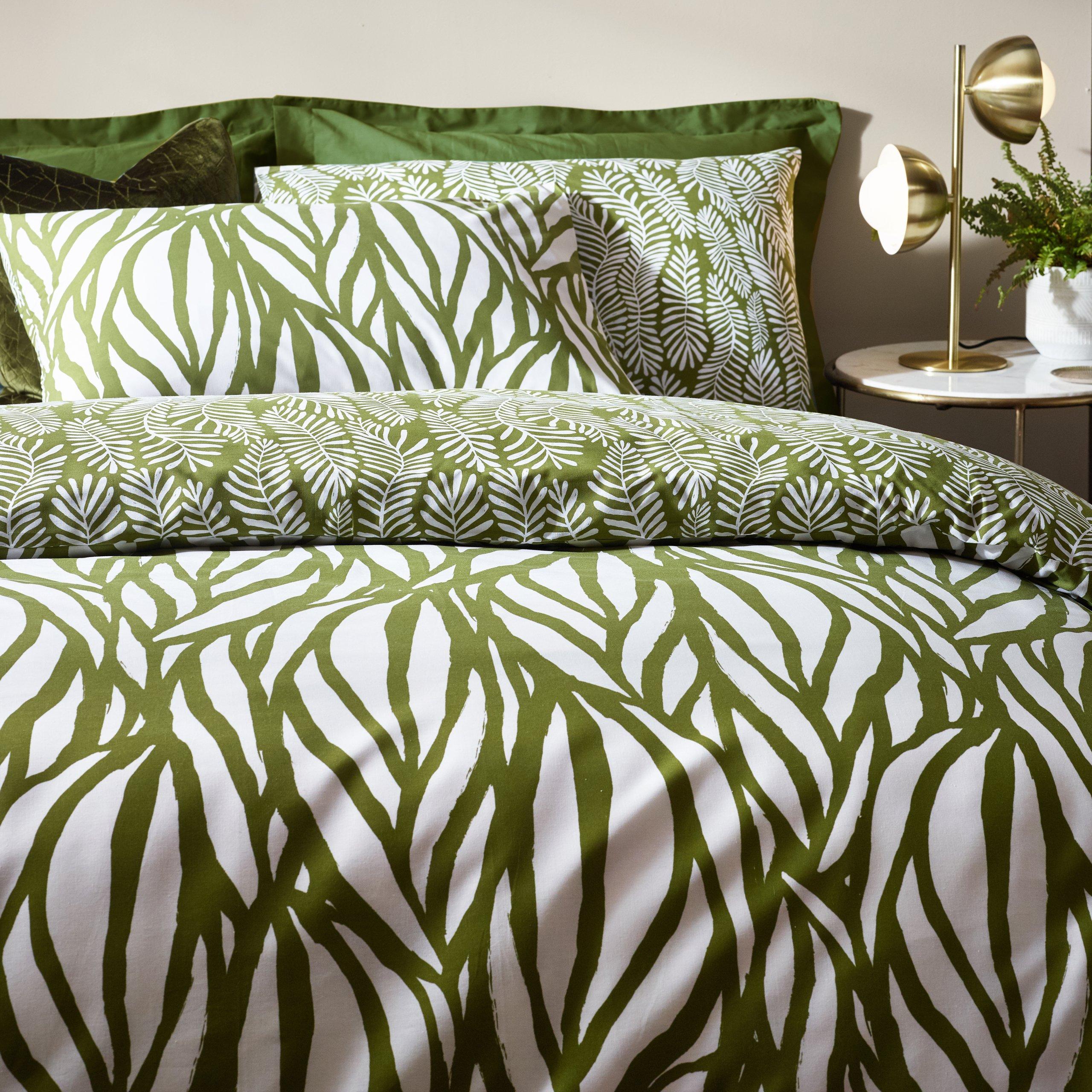 Olive - Hoem - Frond Abstract Cotton Rich Reversible Duvet Set - 3