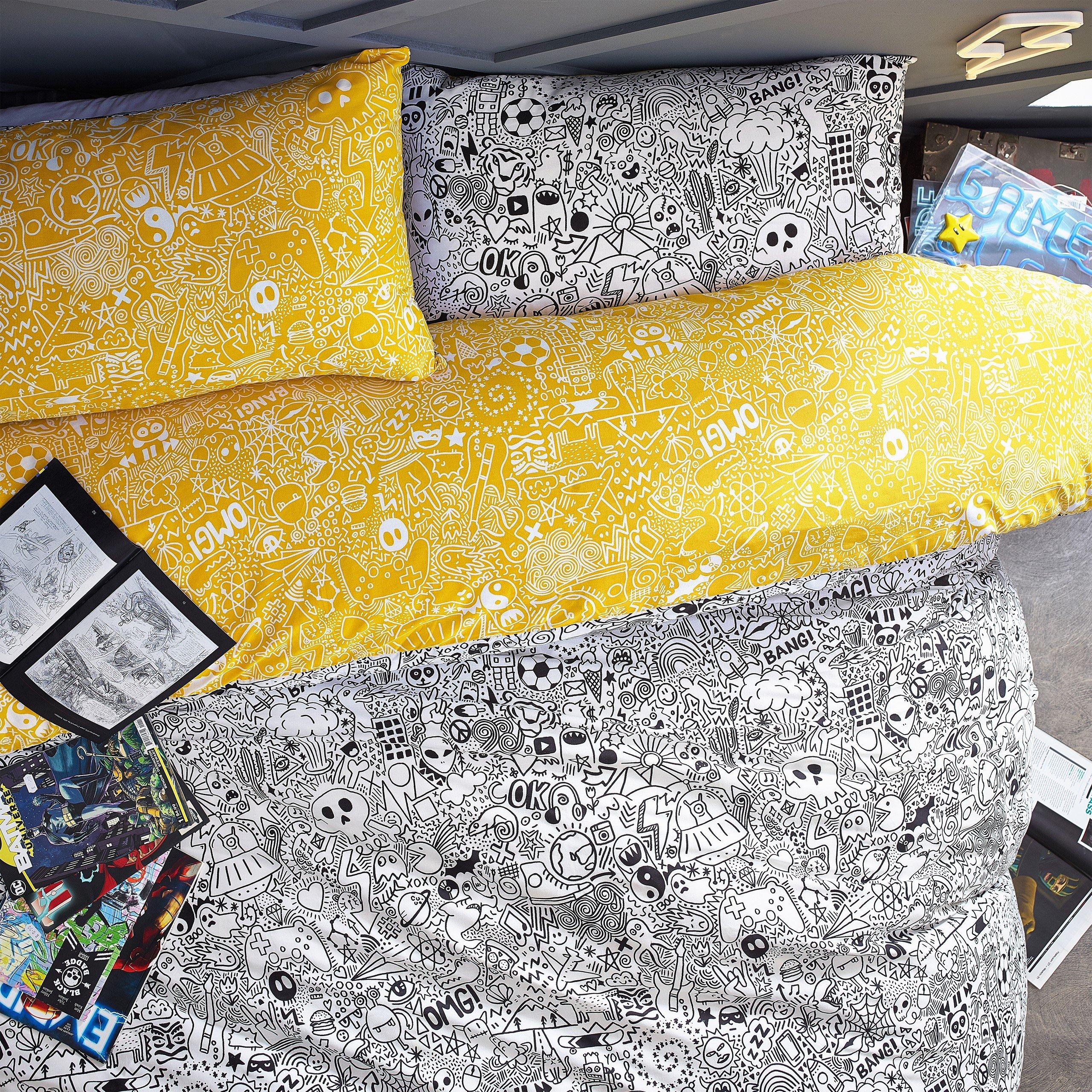 White/Black - Style Lab - Doodles Reversible Duvet Set - 3