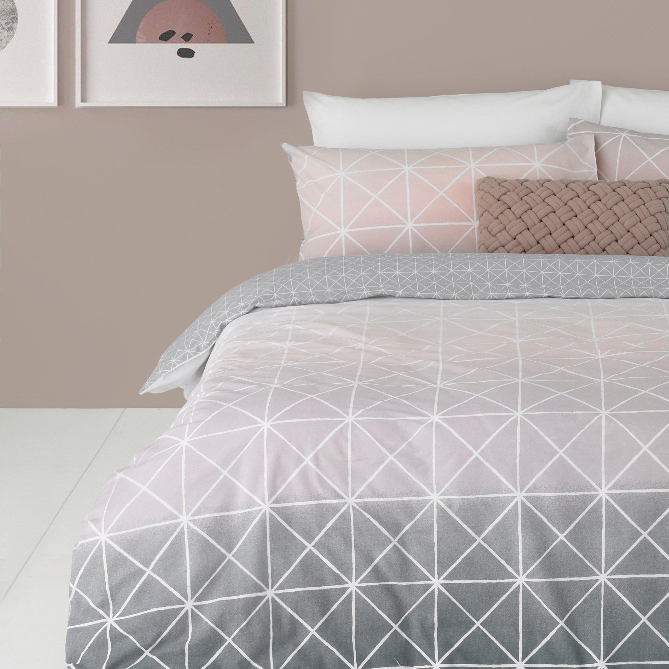 Pink - furn. - Spectrum Gradient Geometric Duvet Set - 2