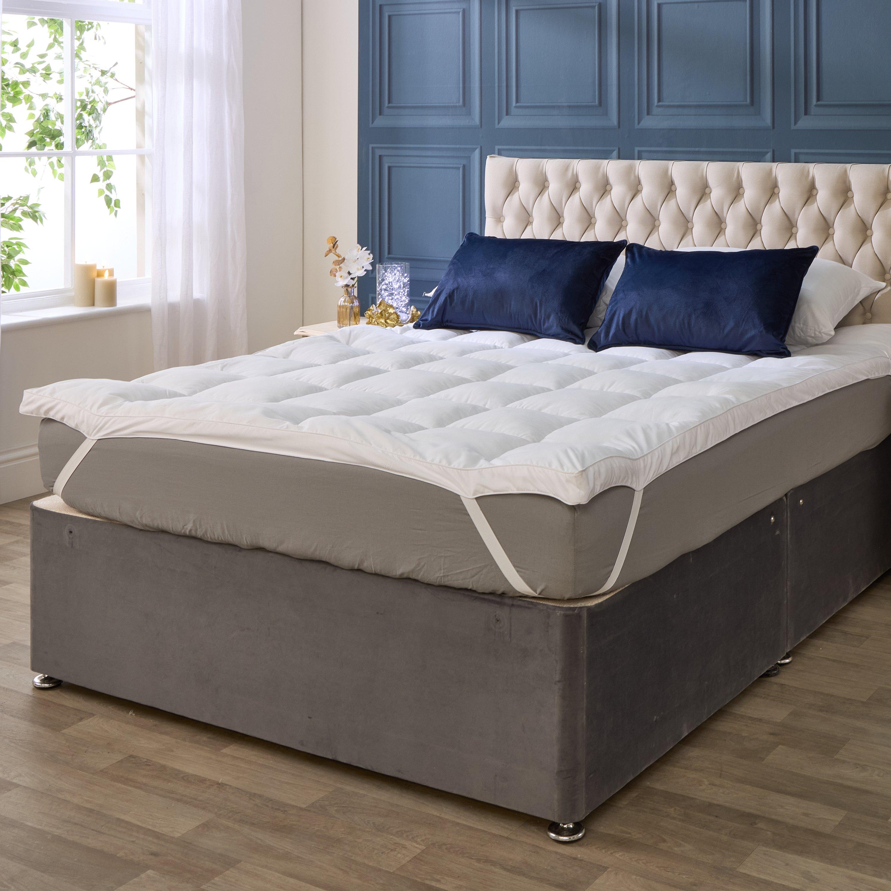 White - Downland - The Luxury Cloud 5cm Mattress Topper - 3