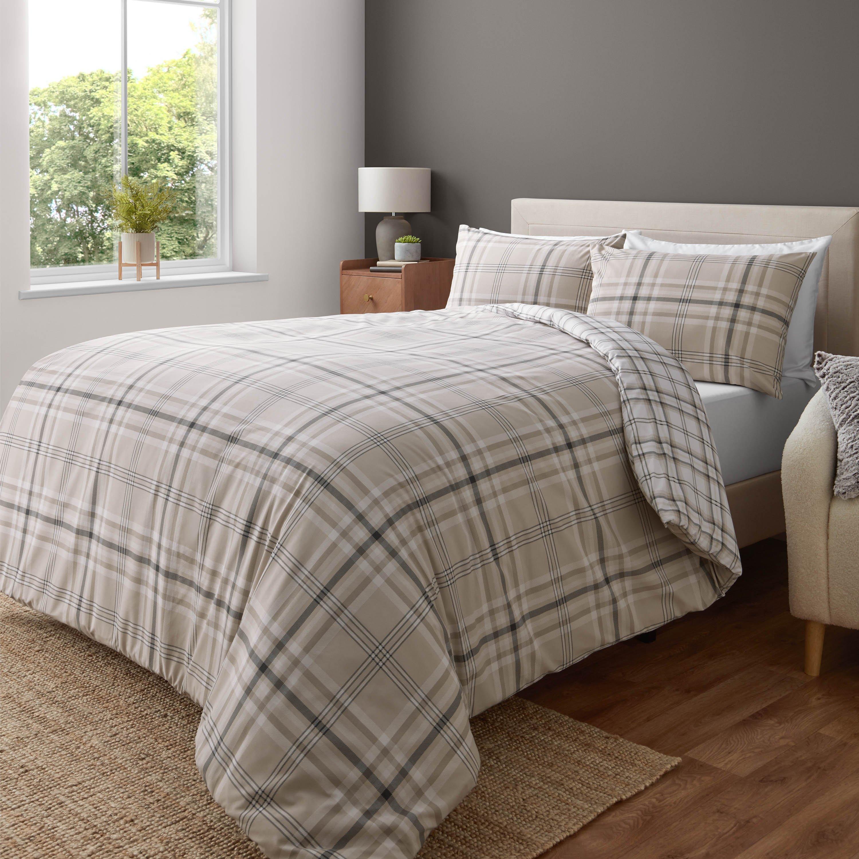 Catherine Lansfield  Kelso Check Reversible Duvet Cover Set - Natural - Single