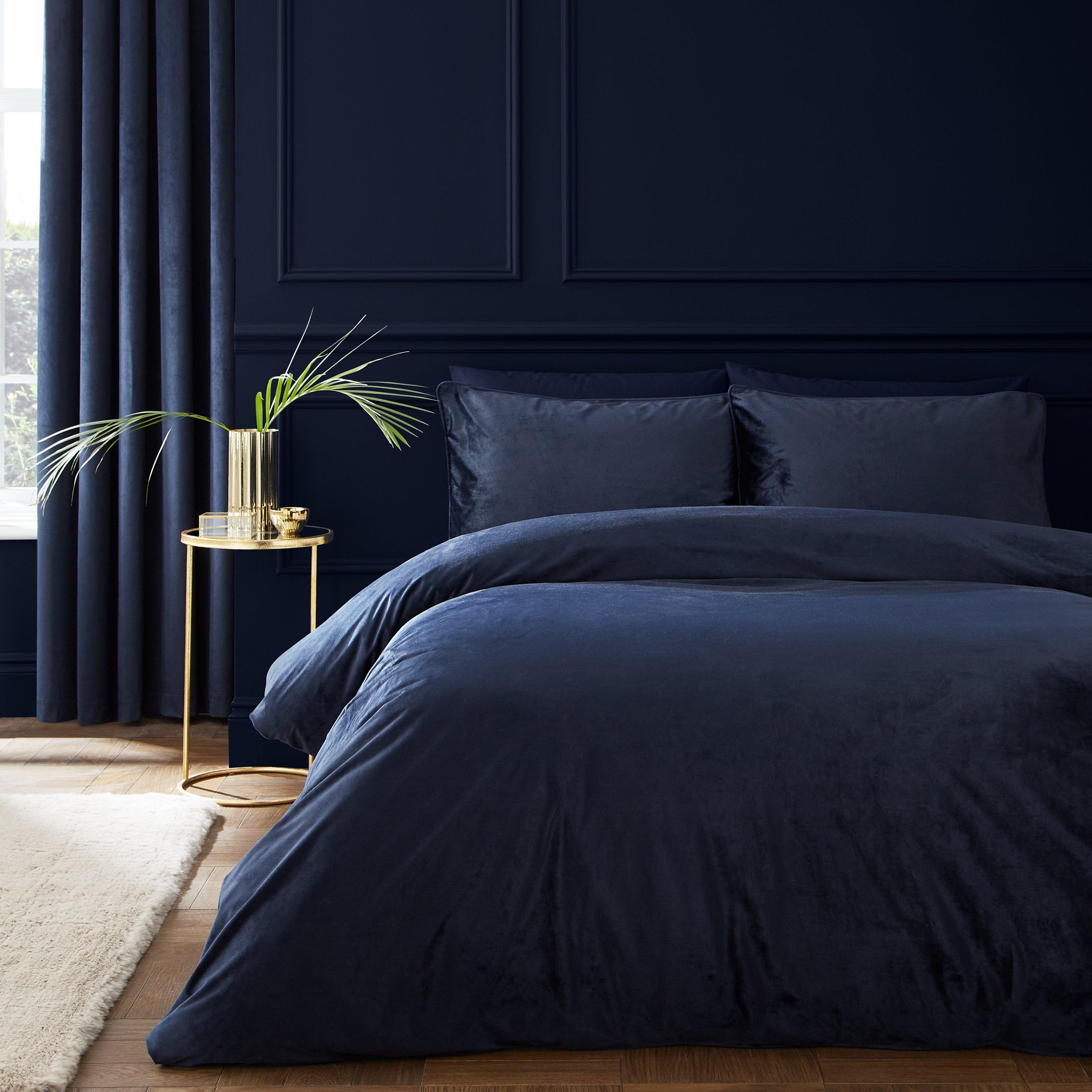 Navy - Catherine Lansfield - Kingsley Soft Matt Velvet Duvet Cover Set - 1