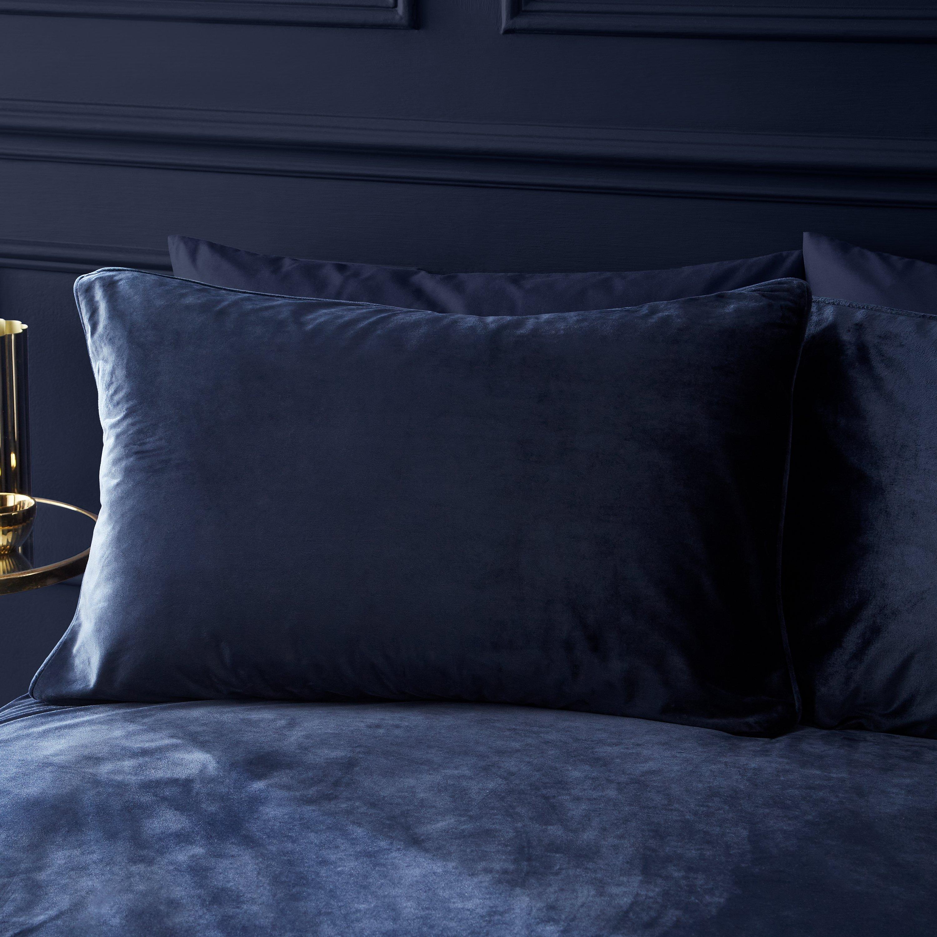 Navy - Catherine Lansfield - Kingsley Soft Matt Velvet Duvet Cover Set - 2