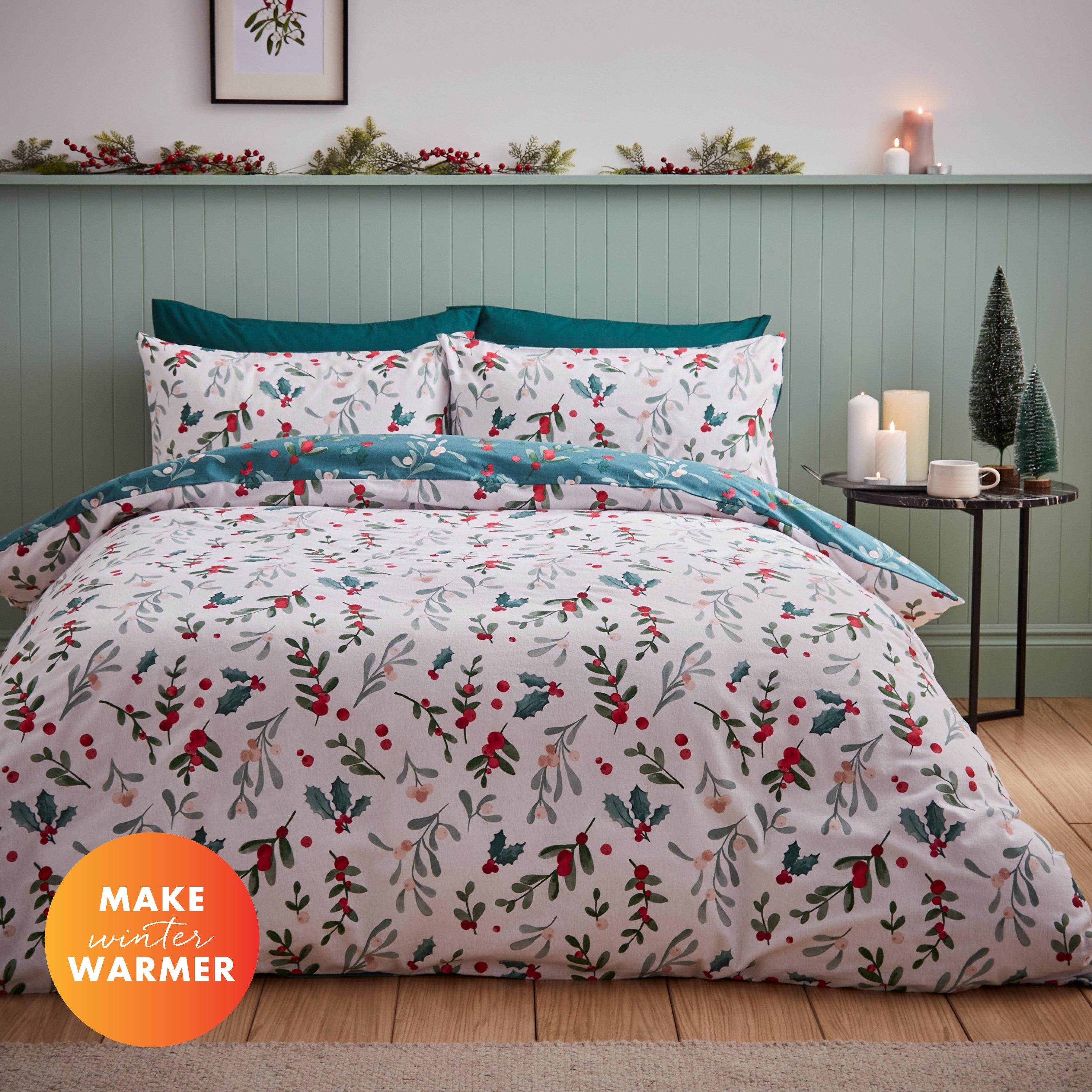White / Green - Catherine Lansfield - Christmas Holly and Mistletoe Duvet Cover Set - 1