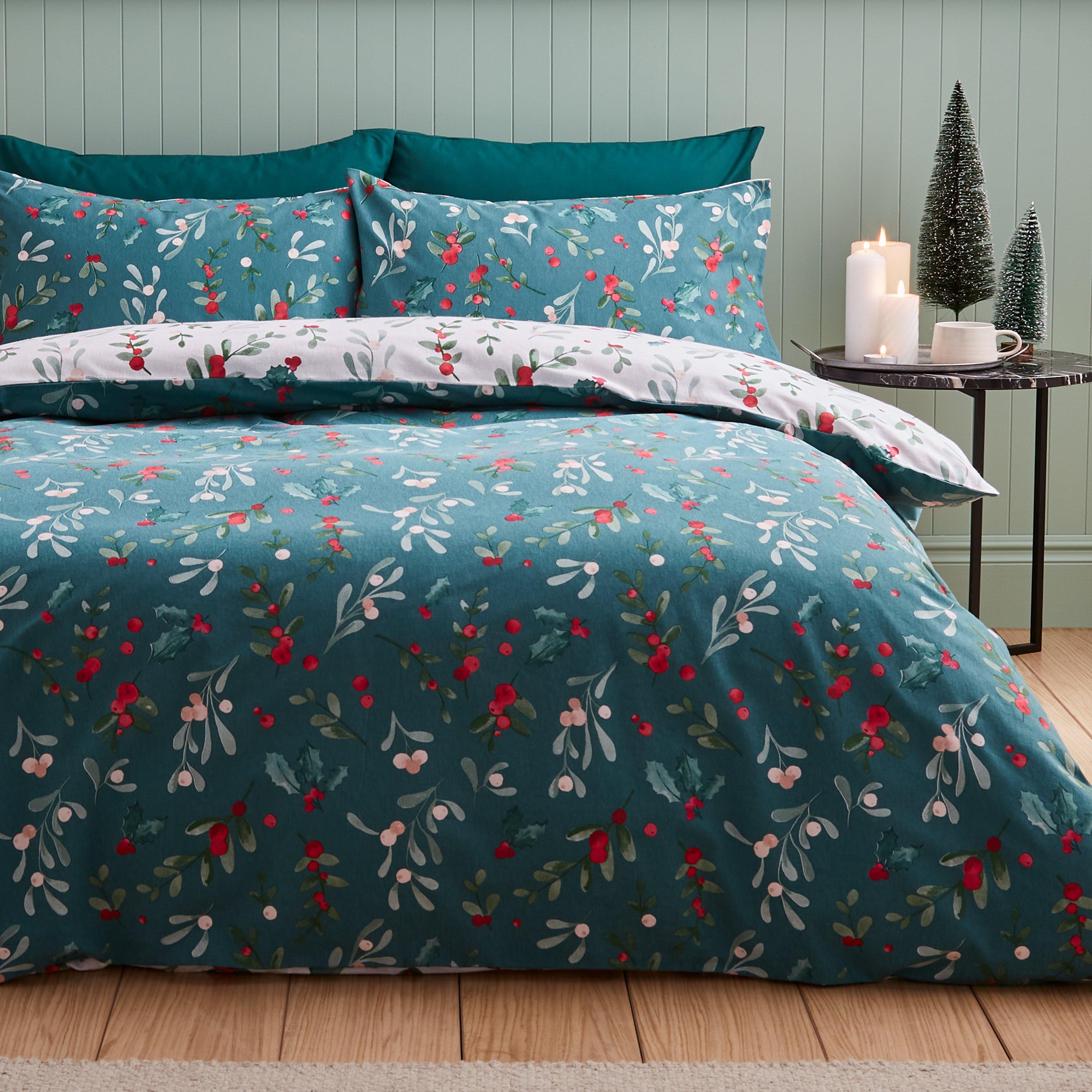 White / Green - Catherine Lansfield - Christmas Holly and Mistletoe Duvet Cover Set - 2