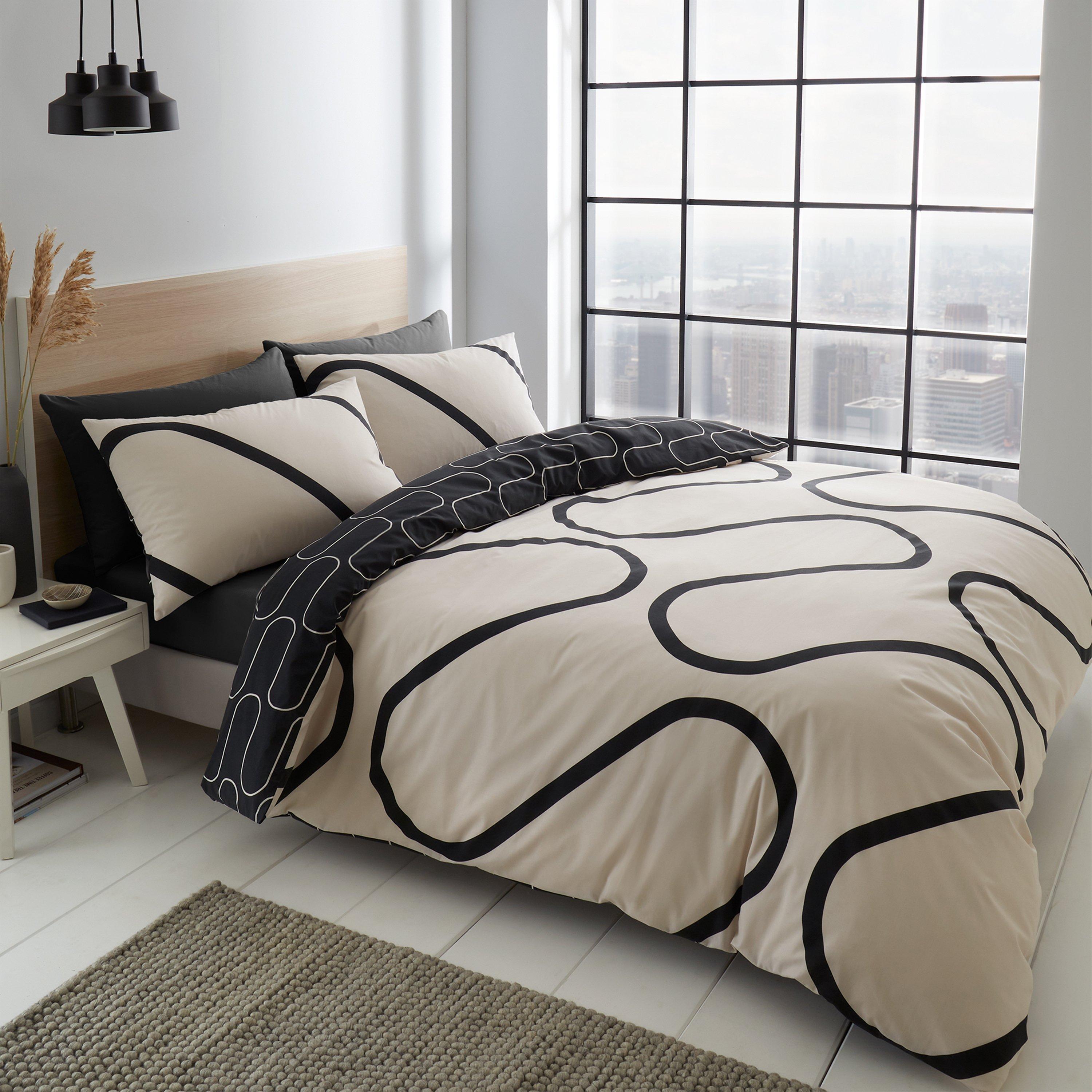 Black - Catherine Lansfield - Linear Curve Geometric Reversible Duvet Cover Set - 1