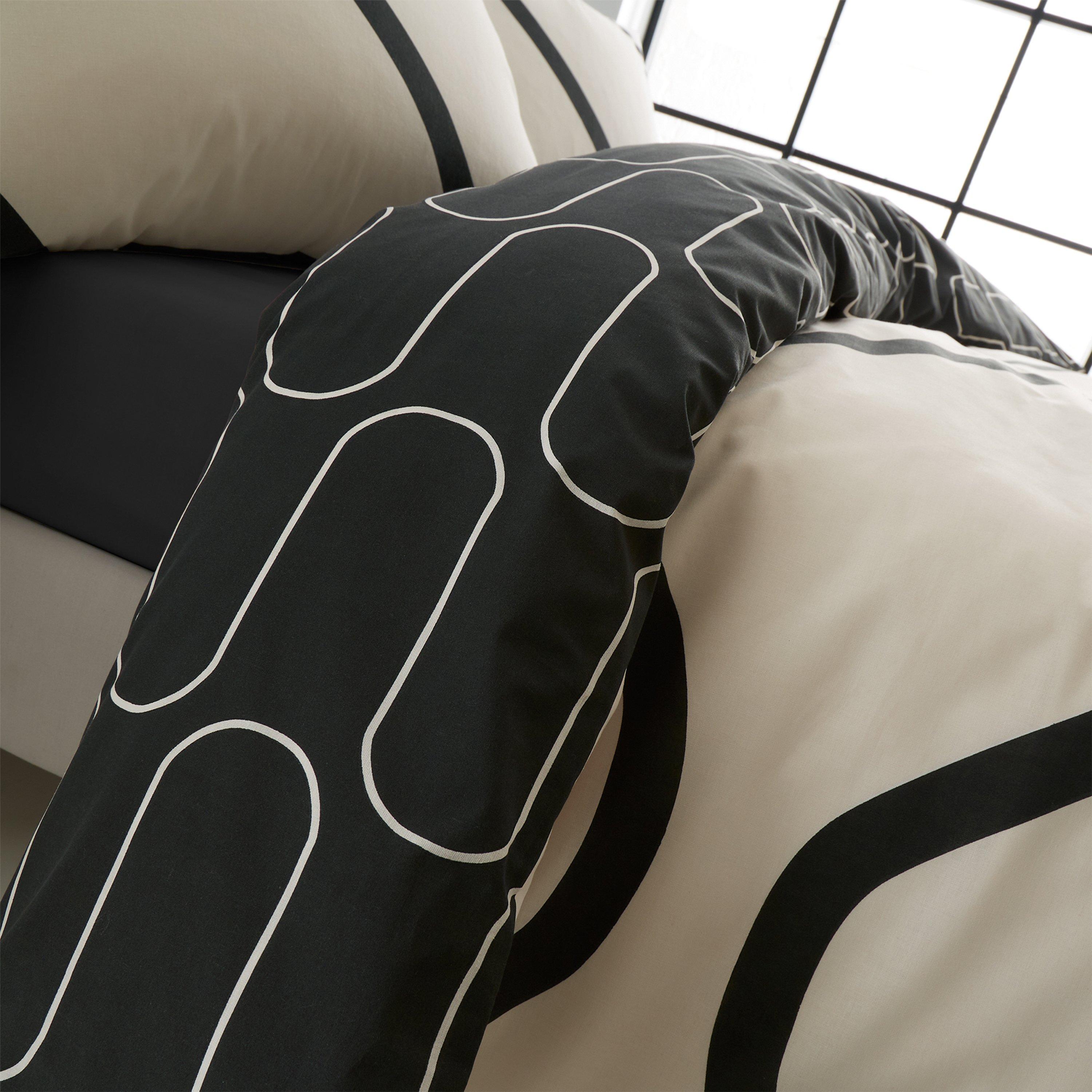 Black - Catherine Lansfield - Linear Curve Geometric Reversible Duvet Cover Set - 4