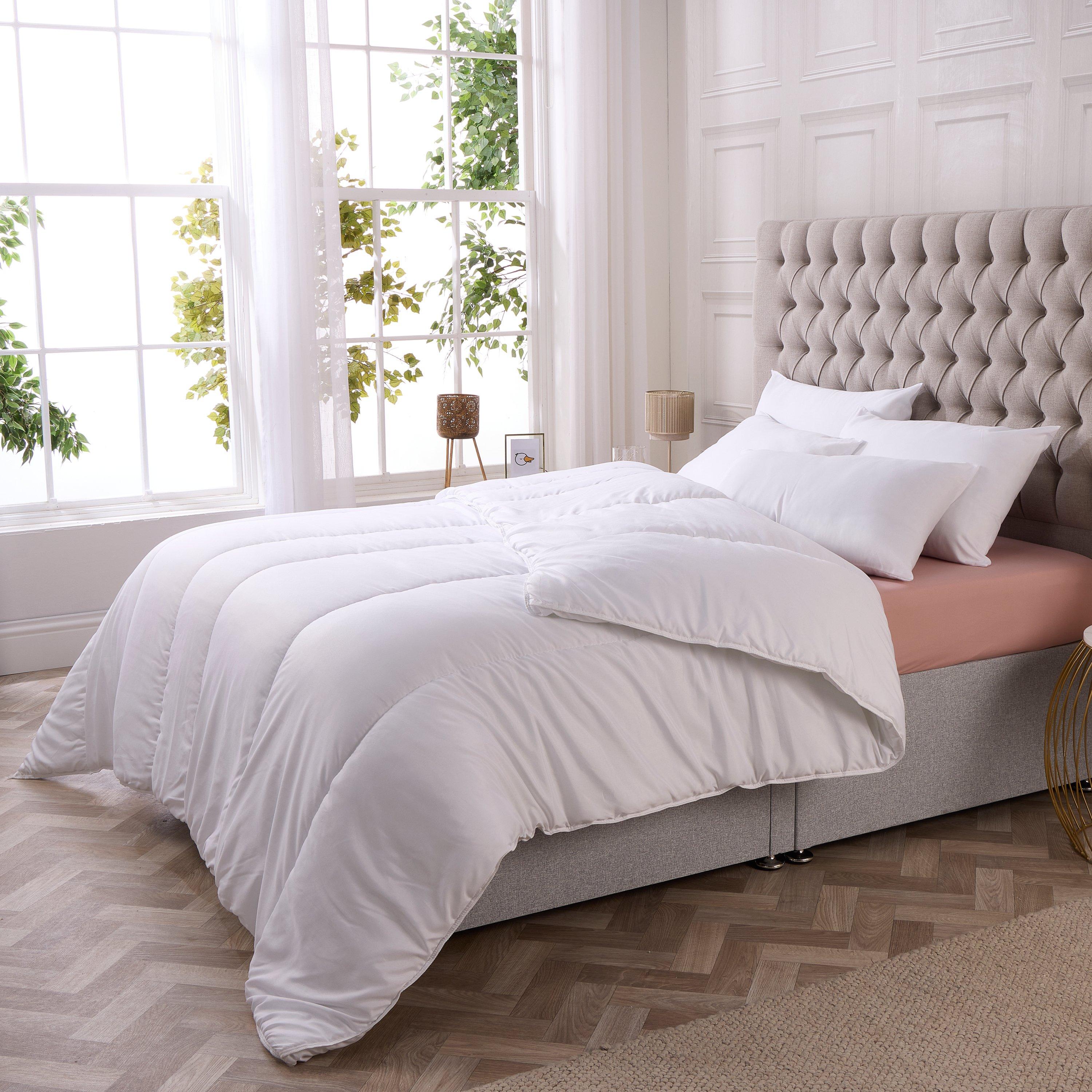 White - Downland - 13.5 Tog Soft Touch Hollowfibre Duvet - 5