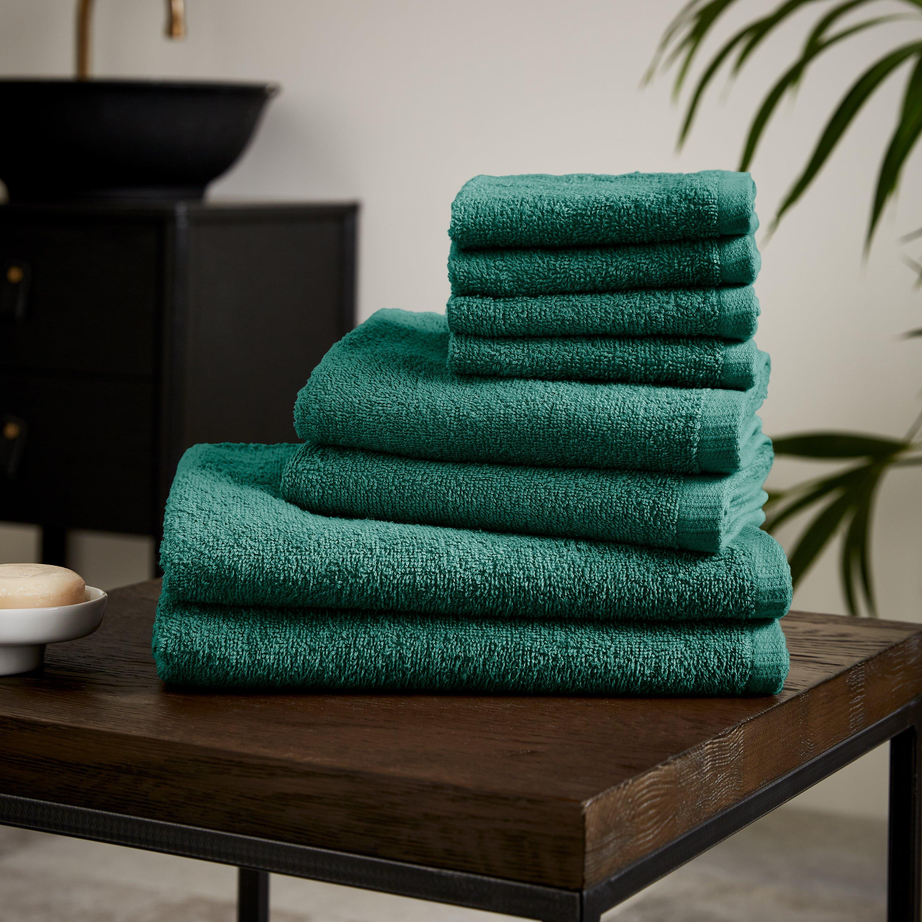 Catherine Lansfield Quick Dry Cotton 8 Piece Towel Set Forest Green - Image 6