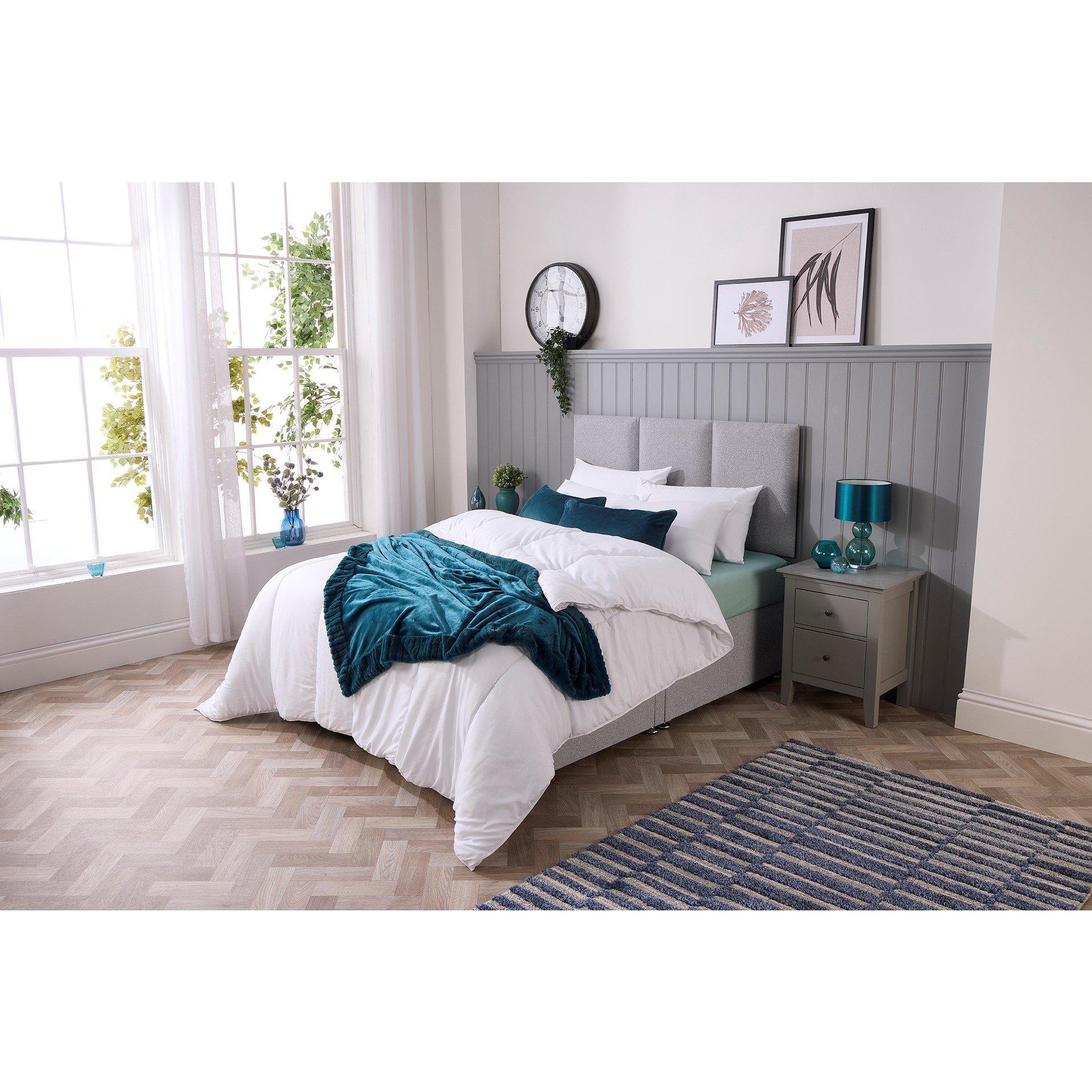 White - Downland - 4.5 Tog Soft Like Down Hollowfibre Duvet - 2