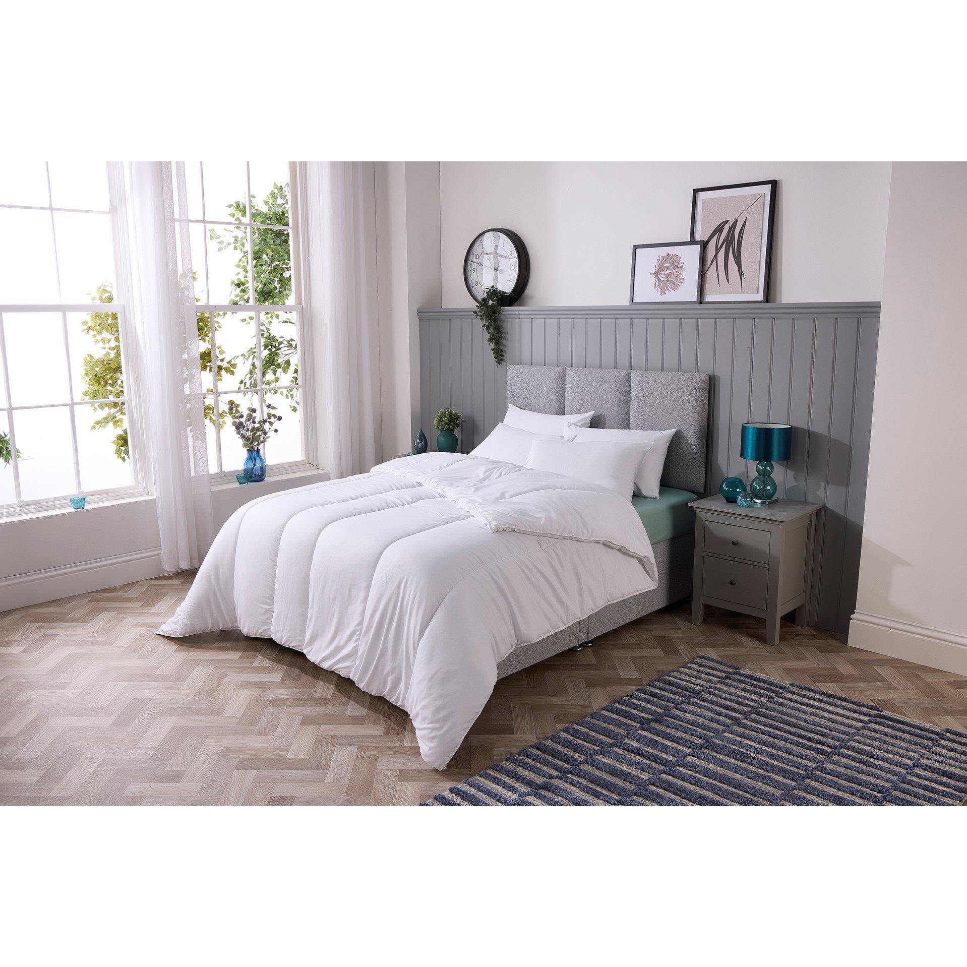 White - Downland - 13.5 Tog Soft Like Down Hollowfibre Duvet - 3