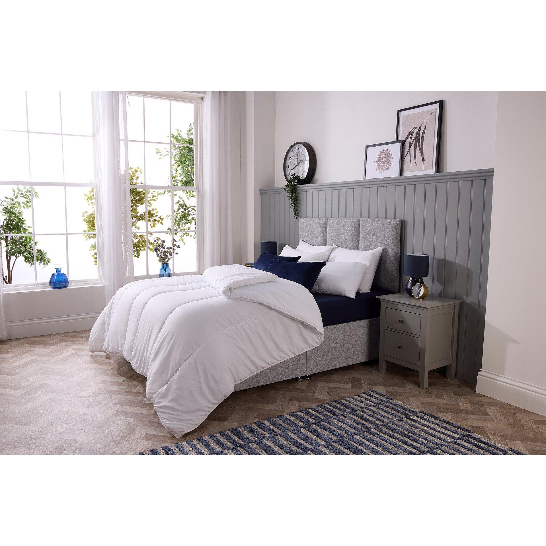 White - Downland - 4.5 Tog Sleep Well Hollowfibre Duvet - 3