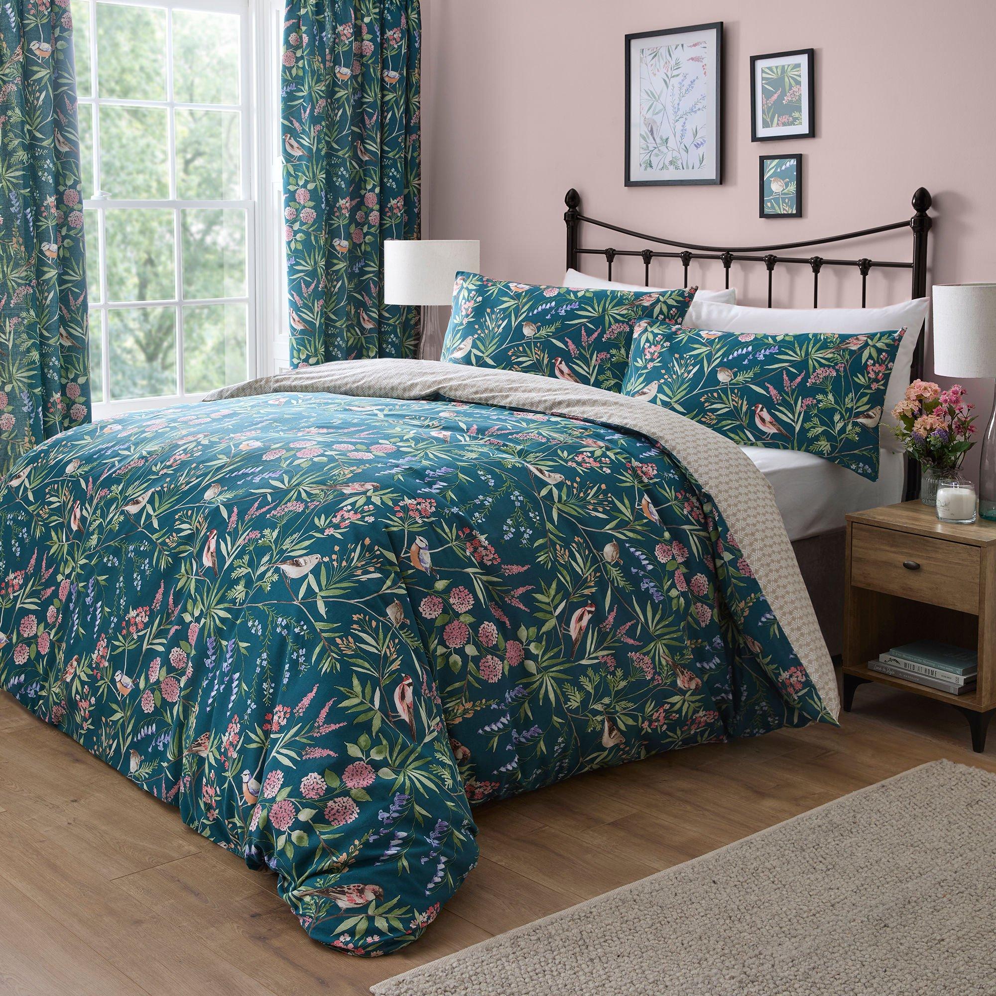 Green - Dreams and Drapes - Caraway Garden Floral Duvet Cover Set in Green - 1