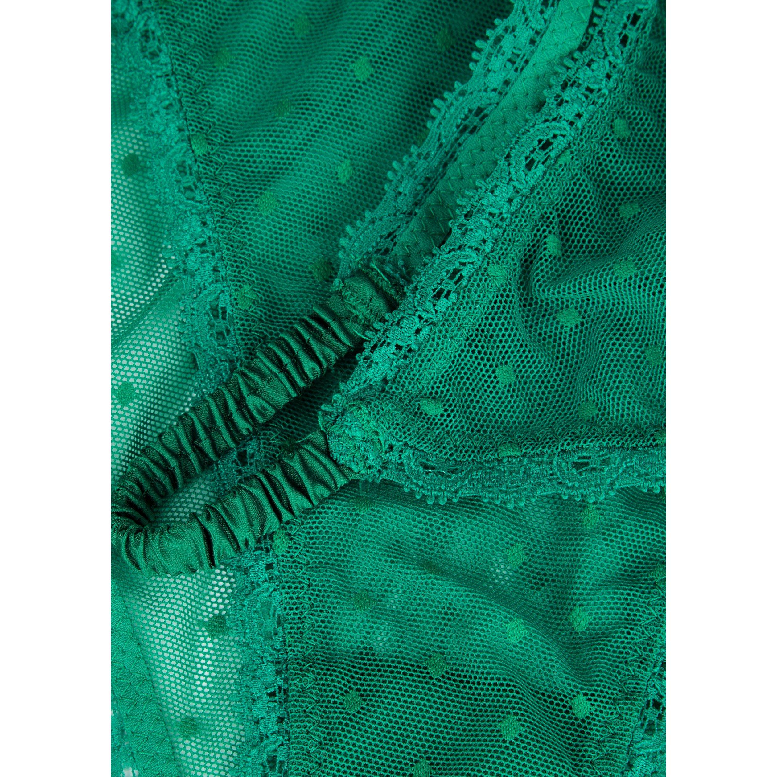 GREEN - Love Stories - B ISABEL FULL BRIEF - 4