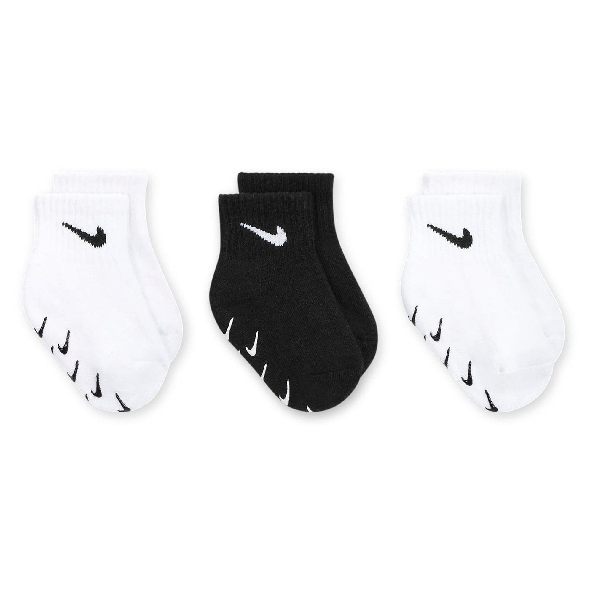 White - Nike - 3 Pack Quarter Grip Socks Infants - 2