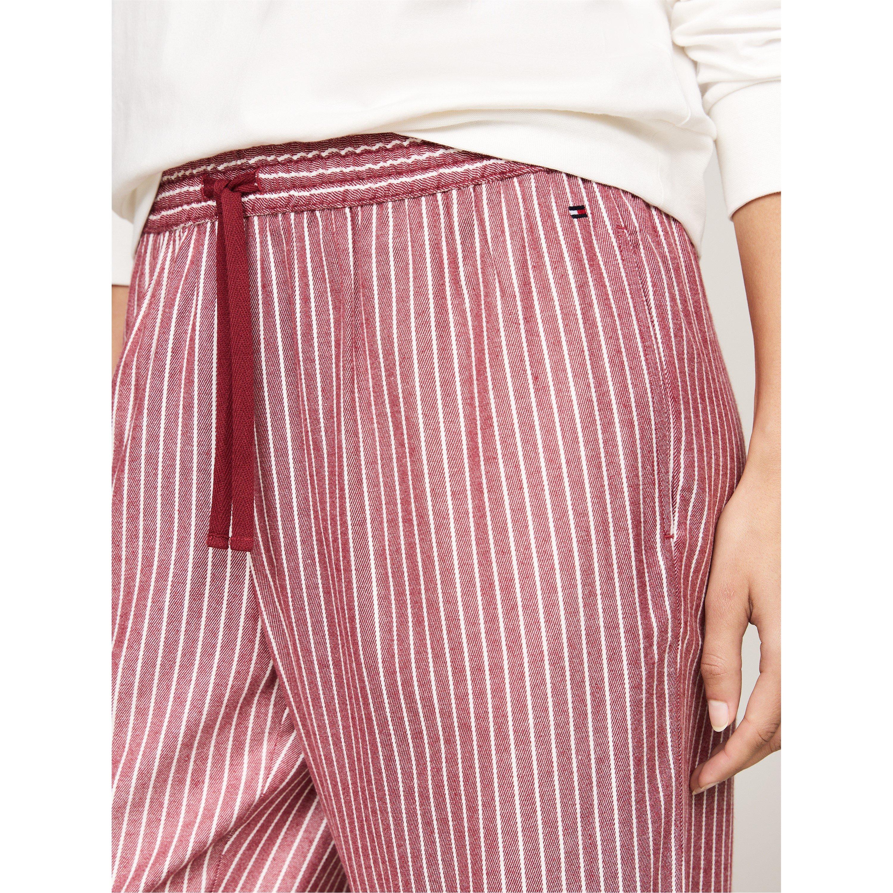 Ivoor Rood - Tommy Hilfiger - Flannel Pyjama and slipper set - 4