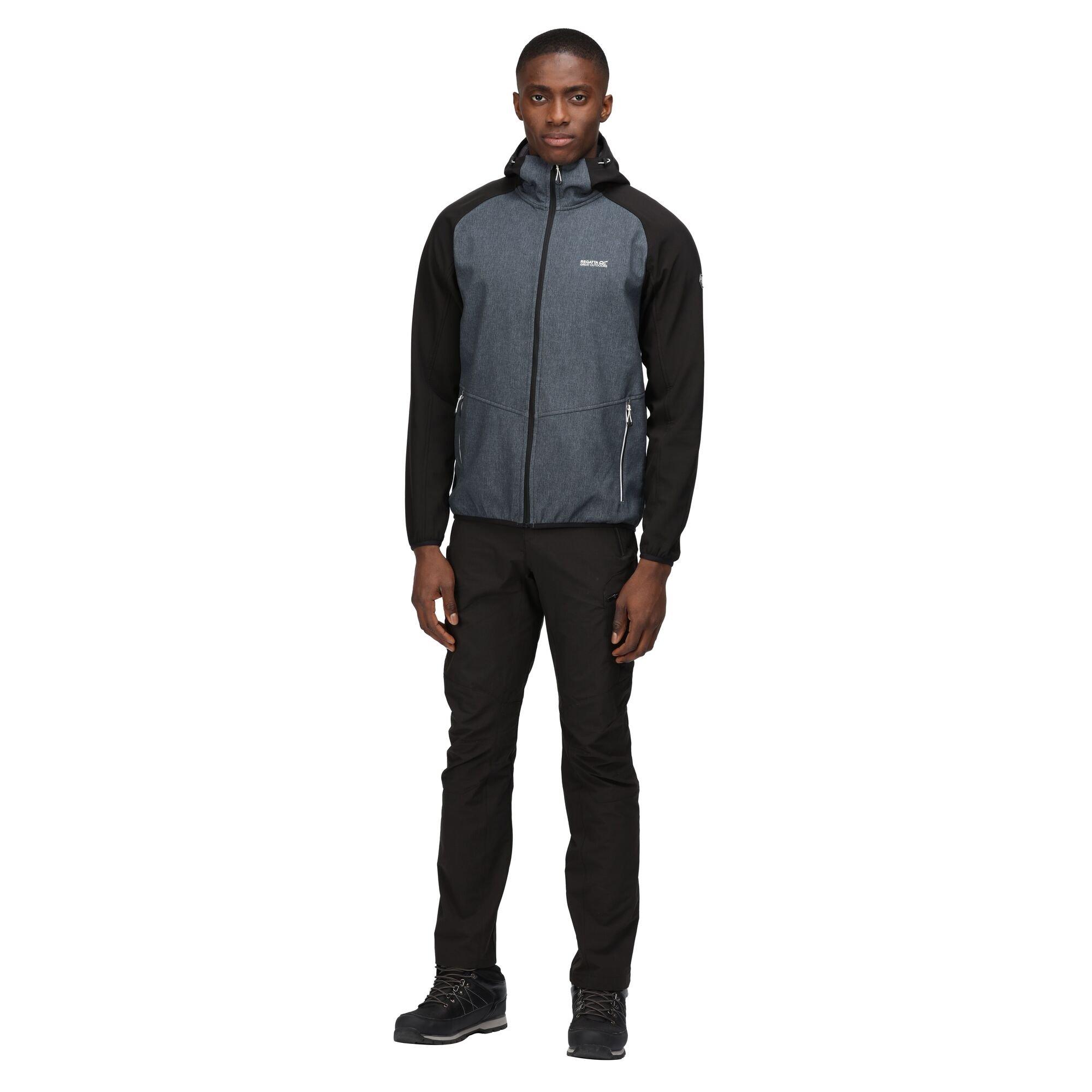 Ashmarl/Blck - Regatta - Men's Arec III Water and Wind Resistant Long Sleeve Hooded Softshell Jacket - 14