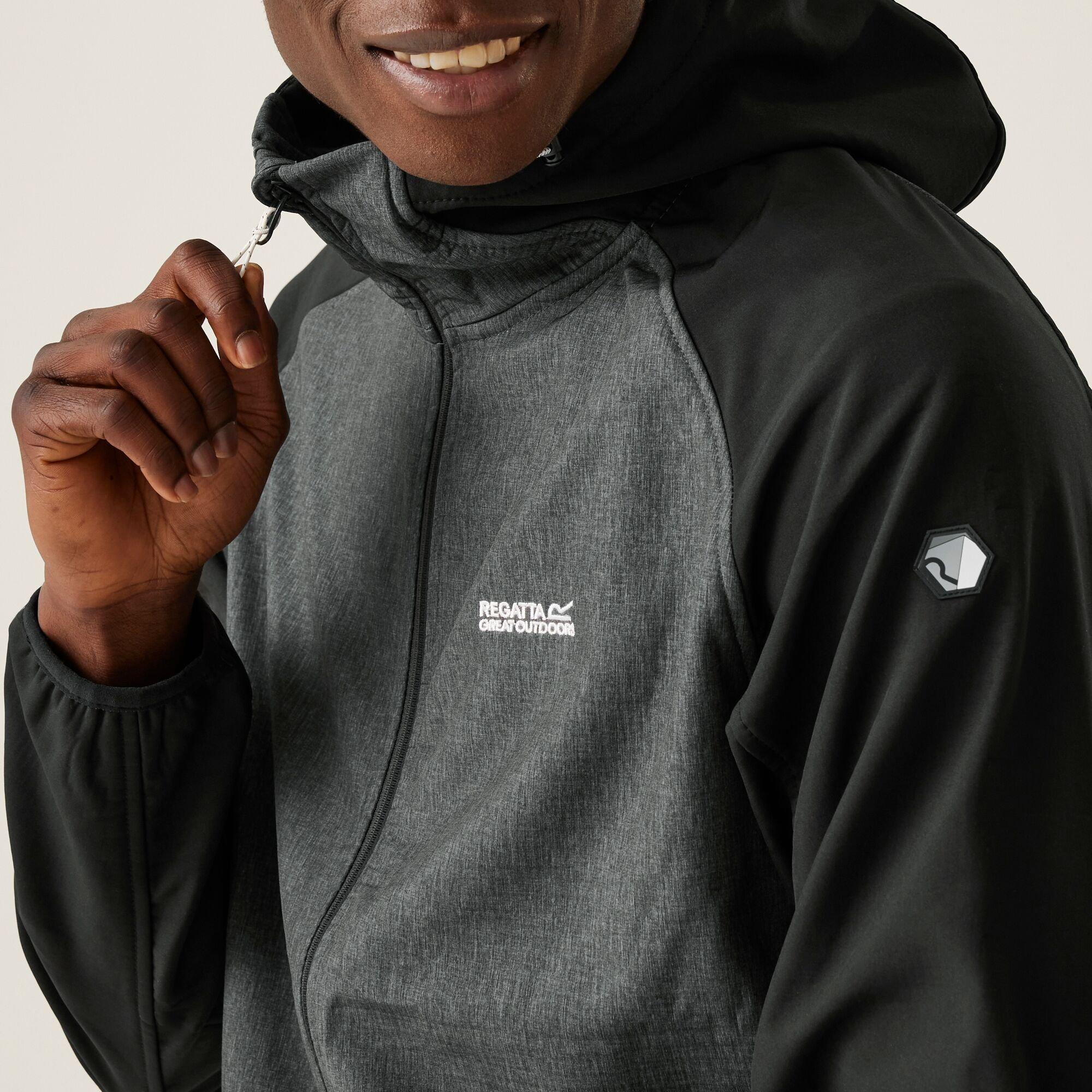 Ashmarl/Blck - Regatta - Men's Arec III Water and Wind Resistant Long Sleeve Hooded Softshell Jacket - 4