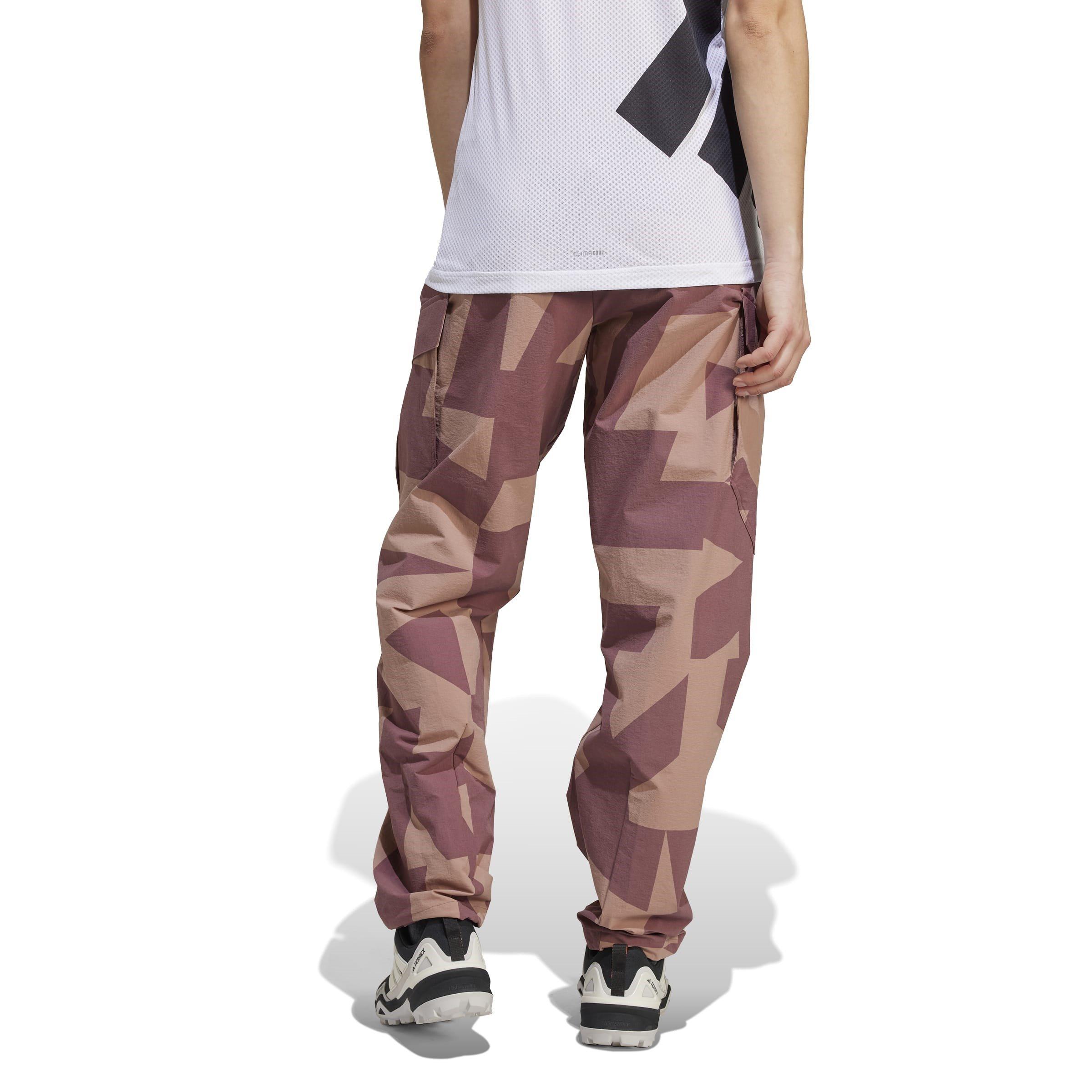 Leises Karmesinrot - adidas - Terrex Xploric Cargo Joggers Printed Womens - 3