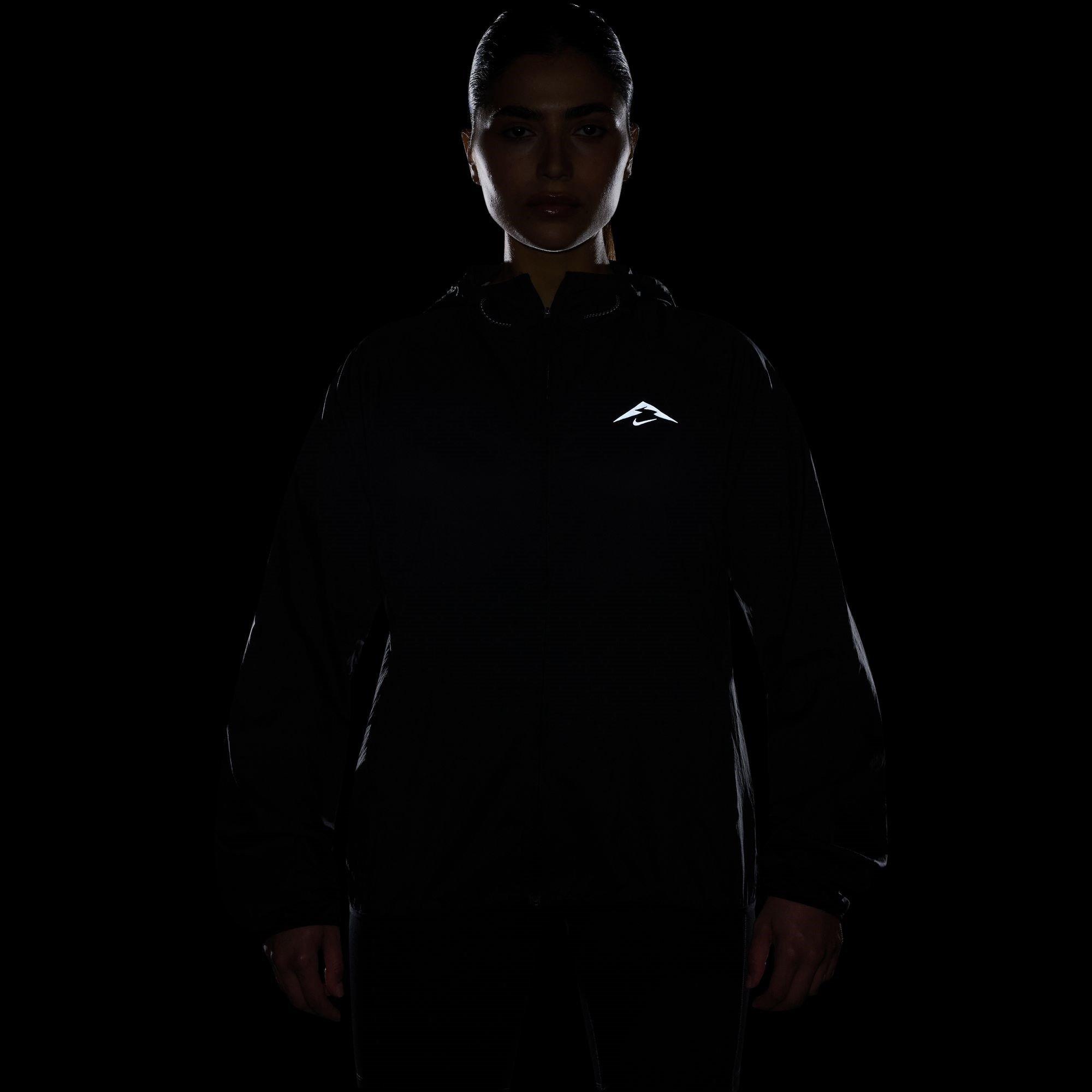 Blk/White/Blk - Nike - Trail Repel Womens Jacket - 12