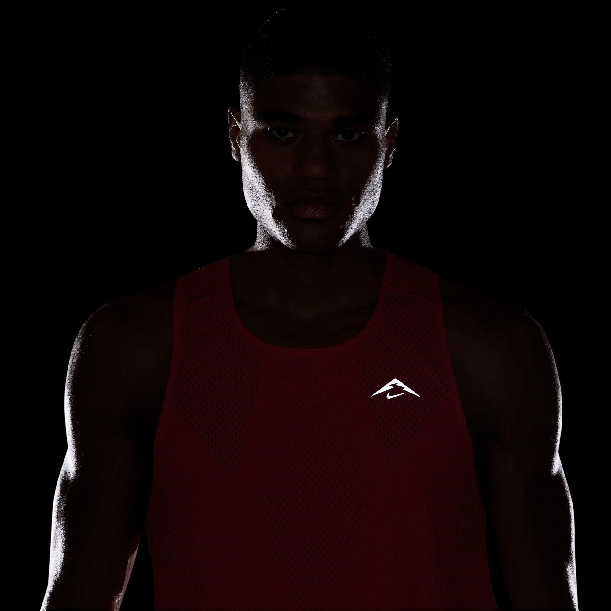 Pcnt Rd/Htr/Blk - Nike - Trailwnd Singlt Sn61 - 4