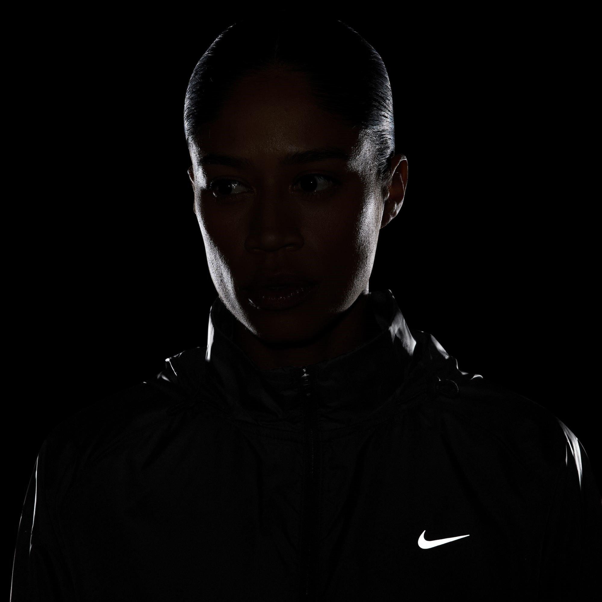 Zwart - Nike - Tempo Jacket Ld00 - 9