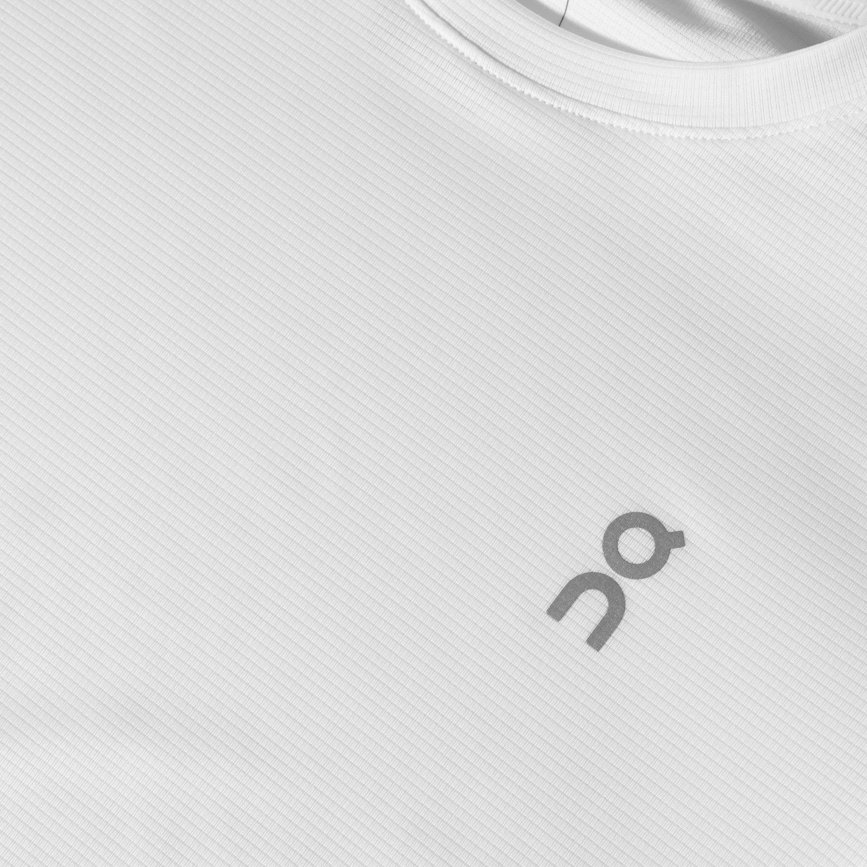 White - On - Women's Core Short Sleeve Running T-Shirt - 3