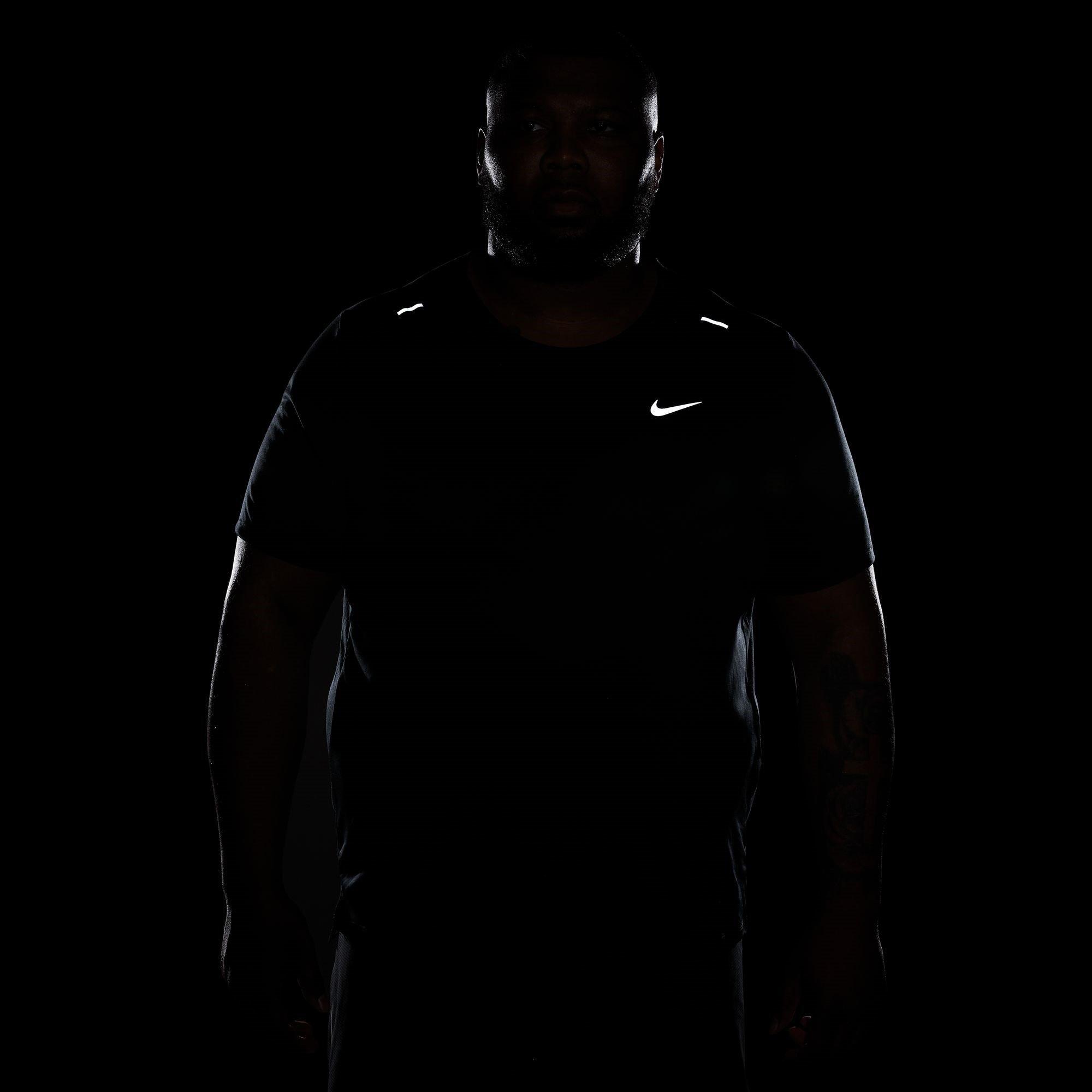 Crna - Nike - Dri-FIT Rise 365 Men's Short-Sleeve Running Top - 15