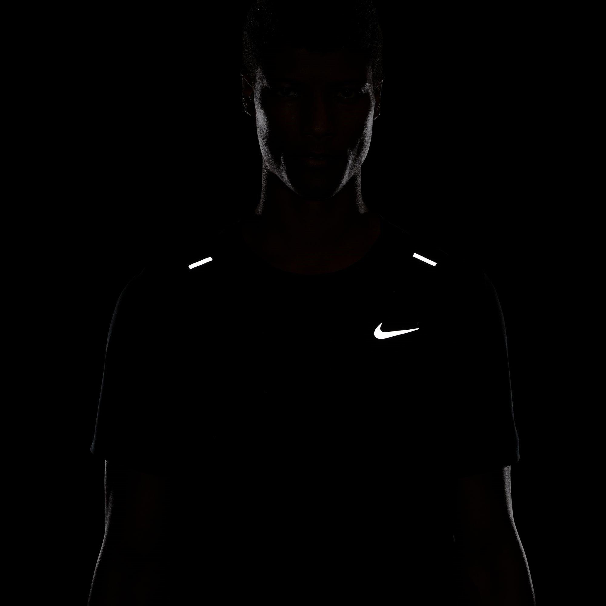 Crna - Nike - Dri-FIT Rise 365 Men's Short-Sleeve Running Top - 8